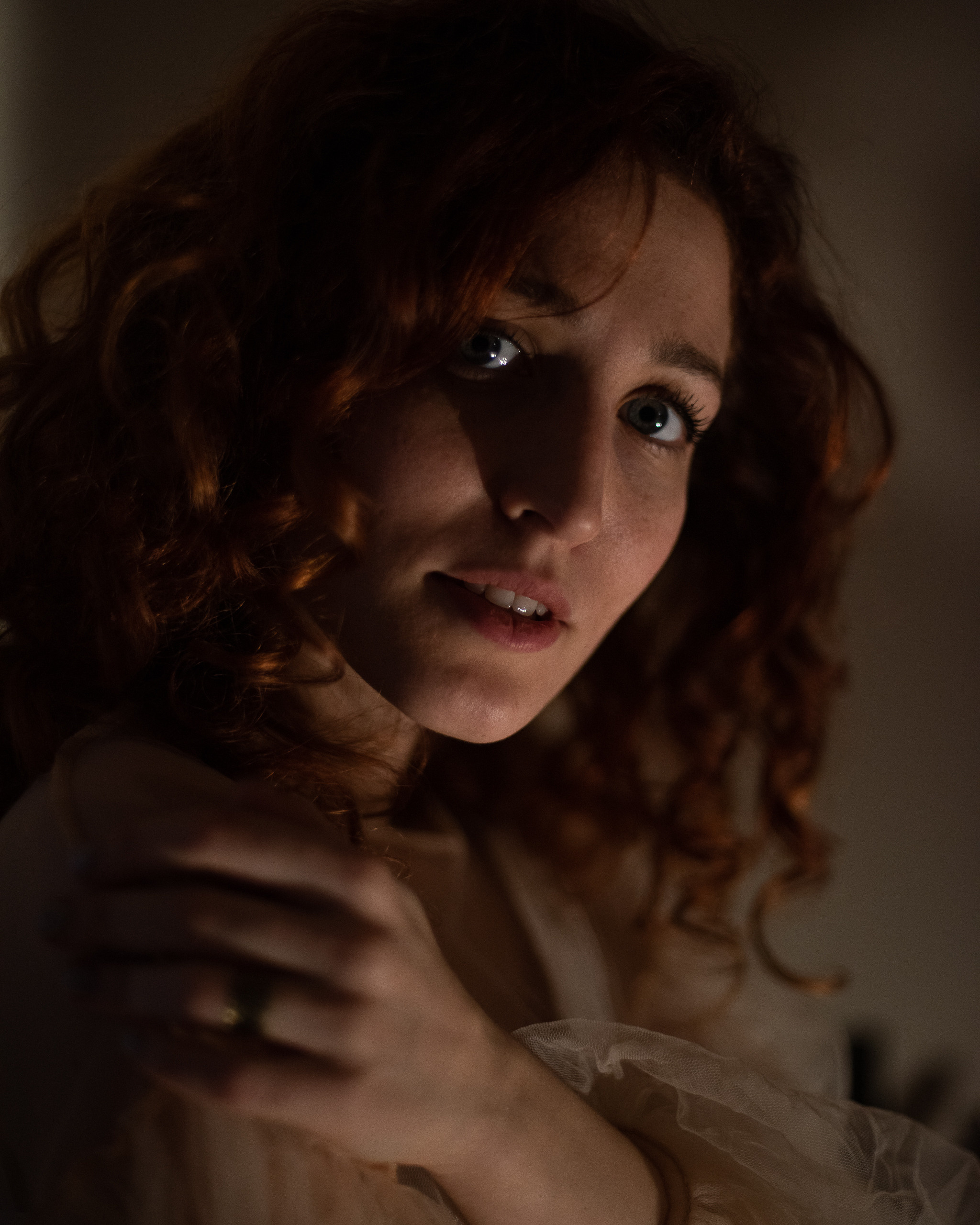 Творческая съемка женского портрета. Портретный фотограф Белград Матвей Кармаков