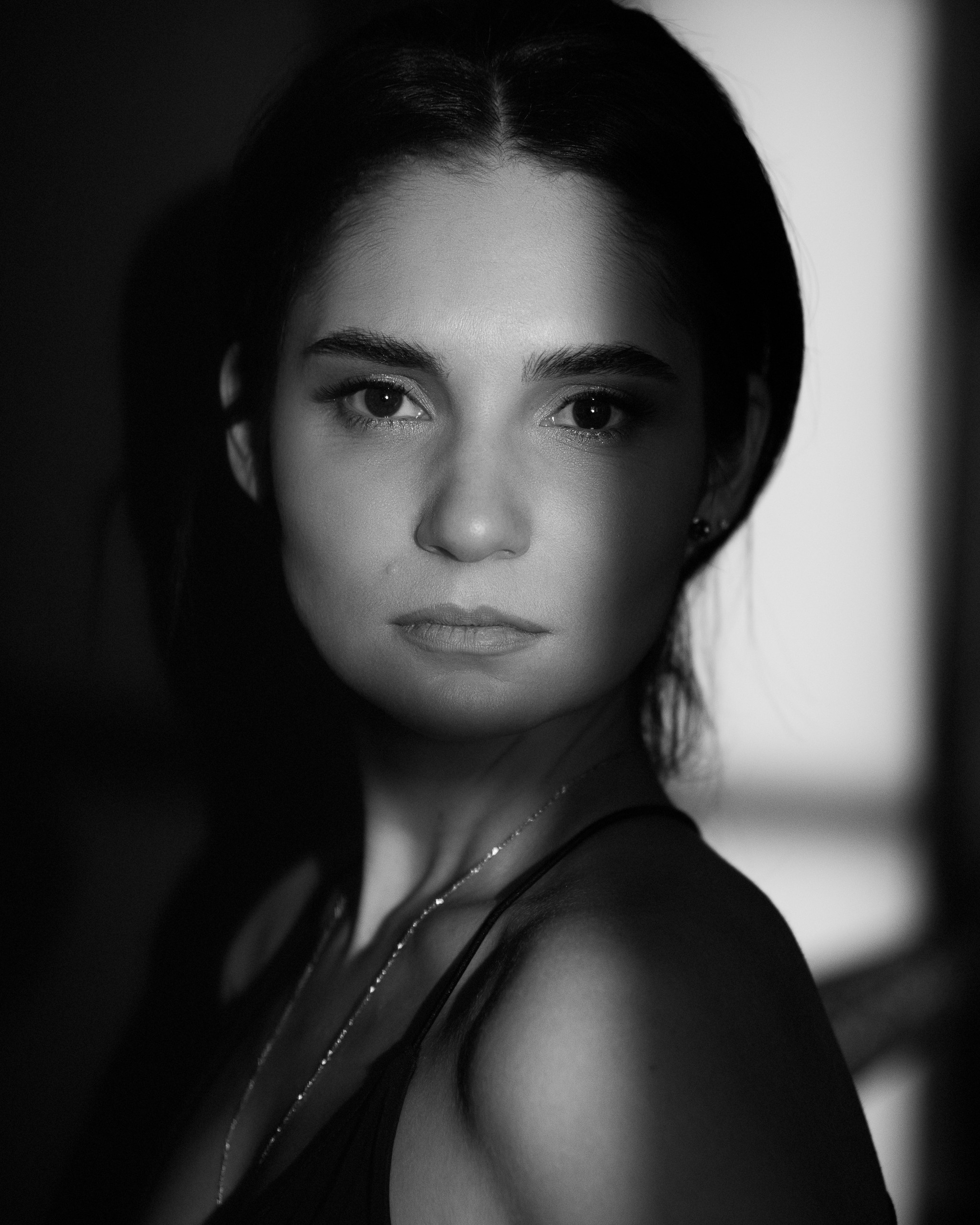 Частная съемка женского портрета. Портретный фотограф Белград Матвей Кармаков