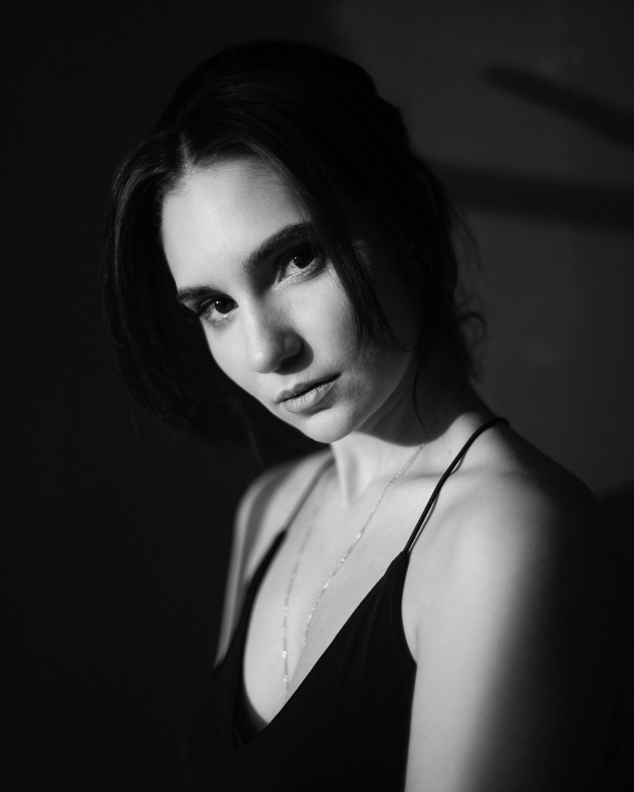 Частная съемка женского портрета. Портретный фотограф Белград Матвей Кармаков