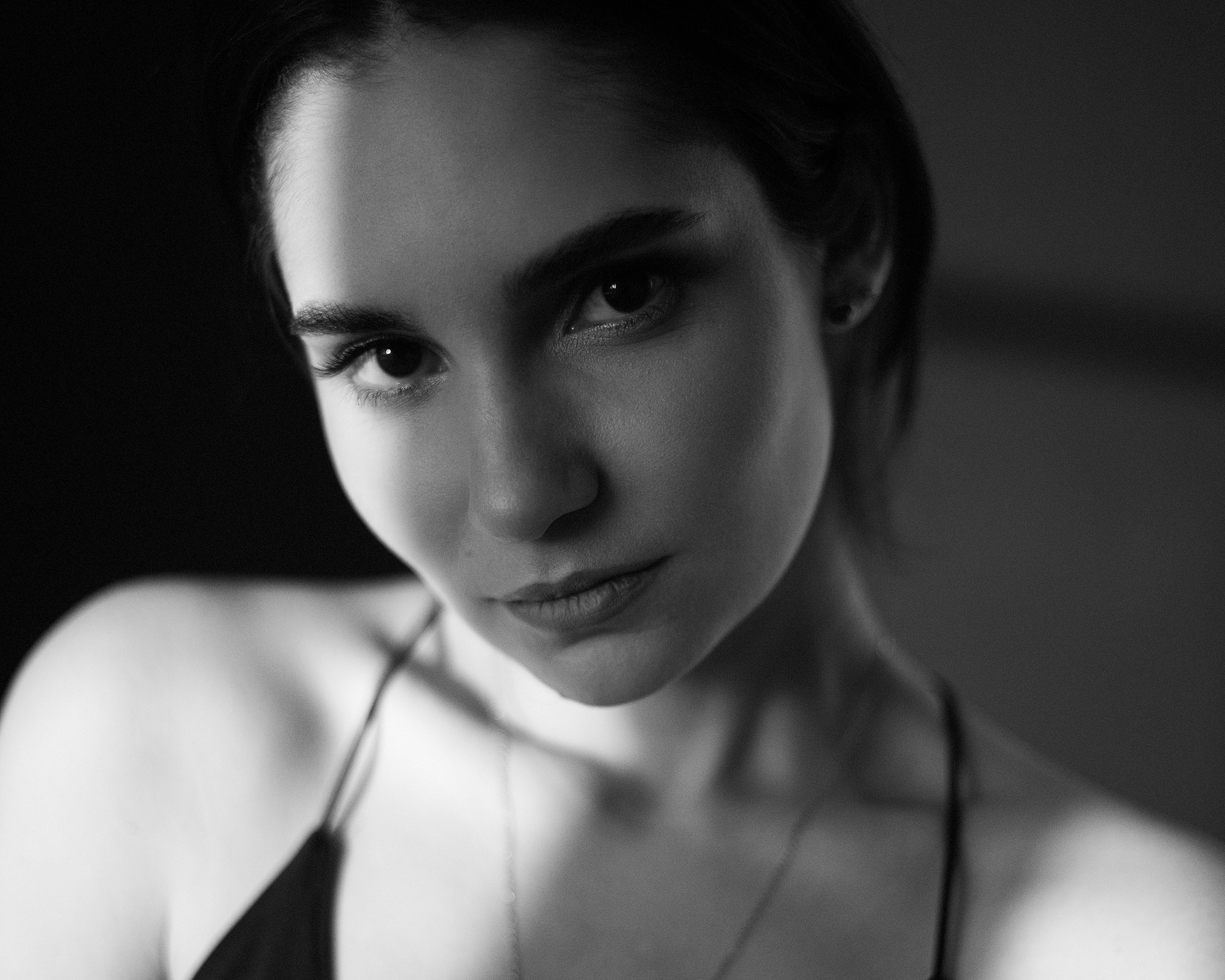 Частная съемка женского портрета. Портретный фотограф Белград Матвей Кармаков