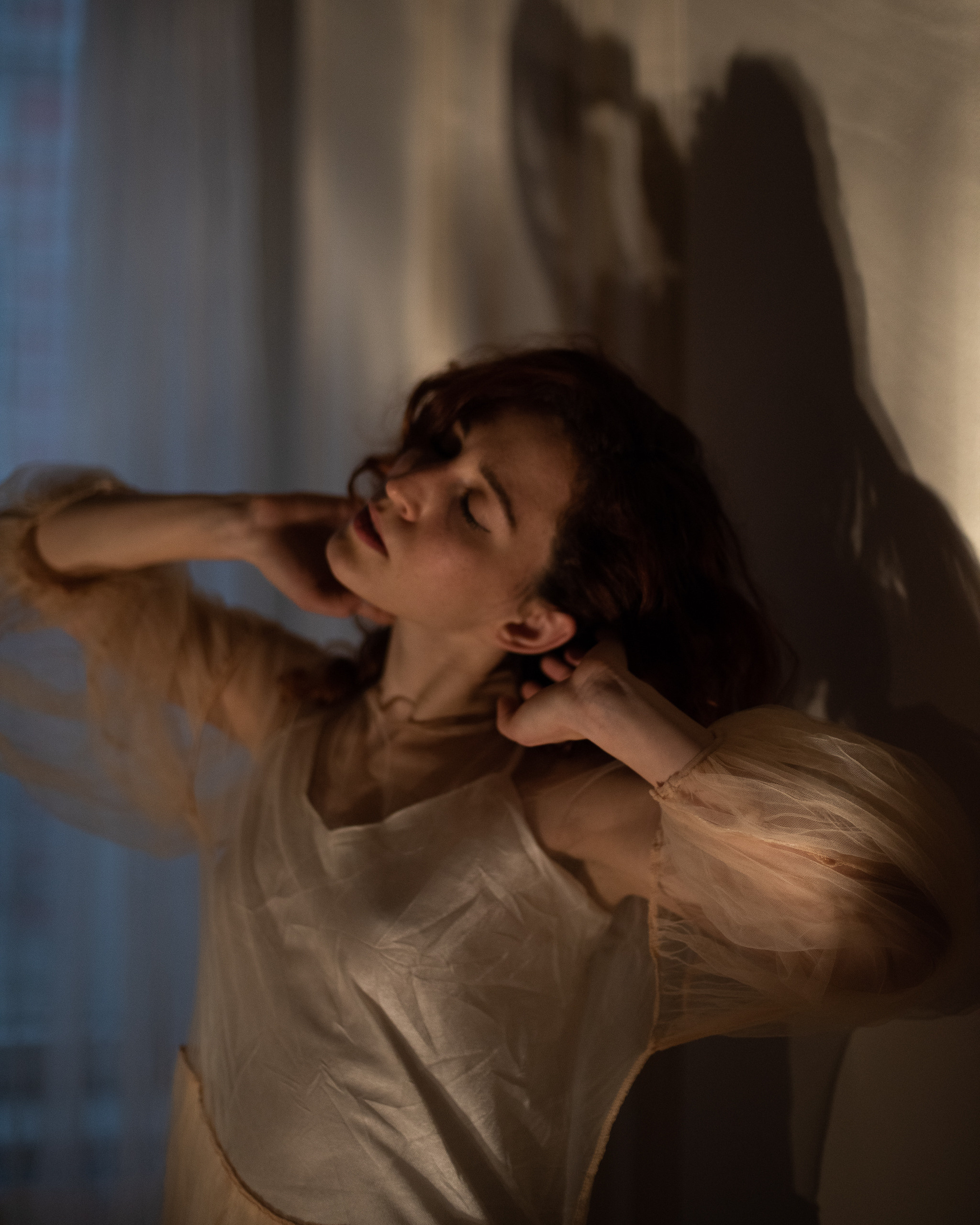 Творческая съемка женского портрета. Портретный фотограф Белград Матвей Кармаков