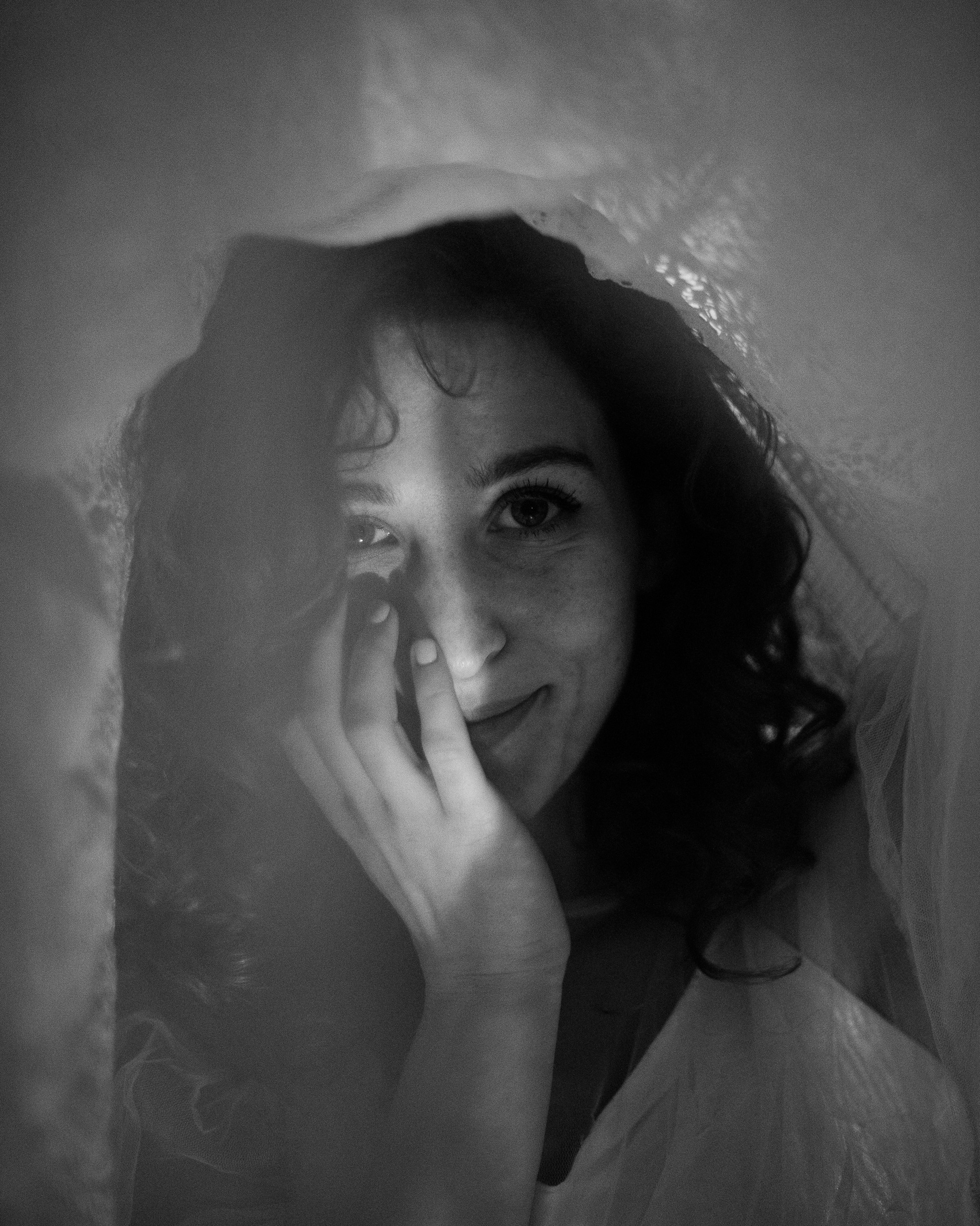 Творческая съемка женского портрета. Портретный фотограф Белград Матвей Кармаков