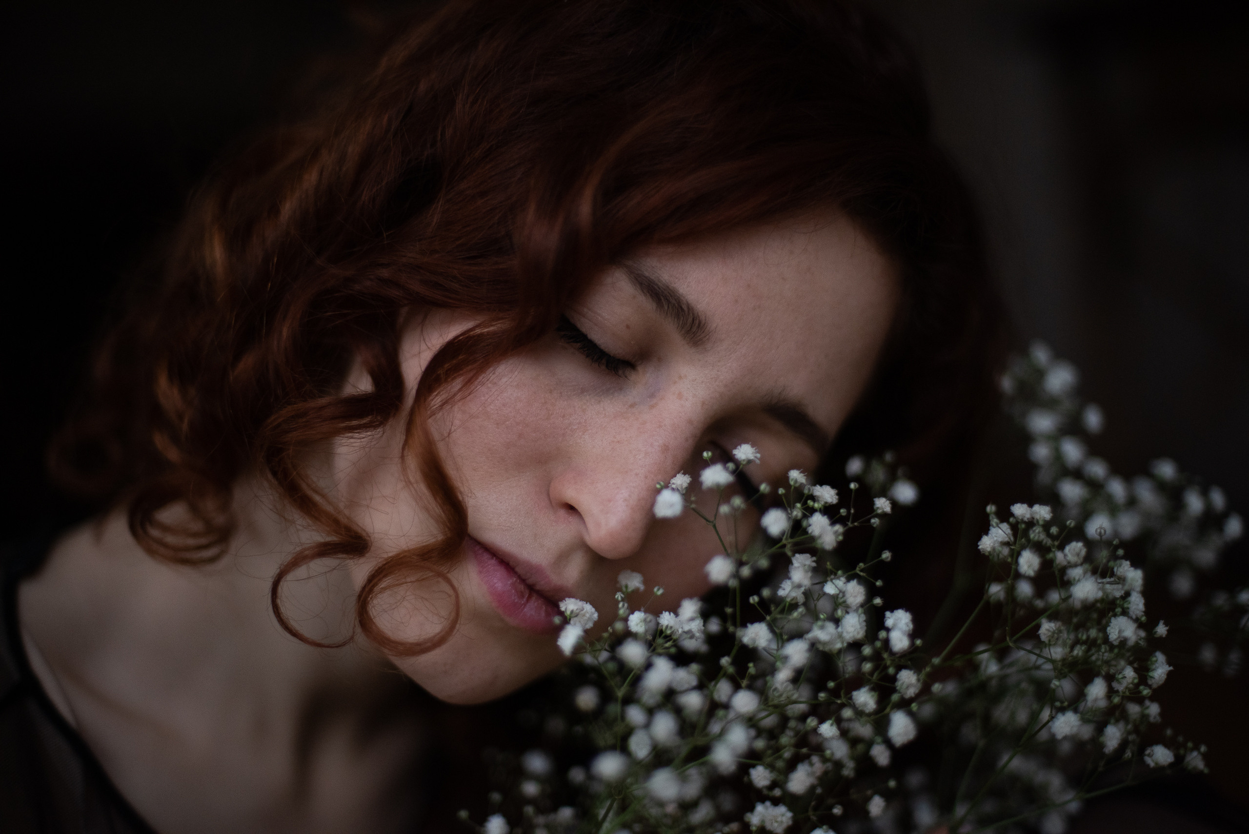 Творческая съемка женского портрета. Портретный фотограф Белград Матвей Кармаков