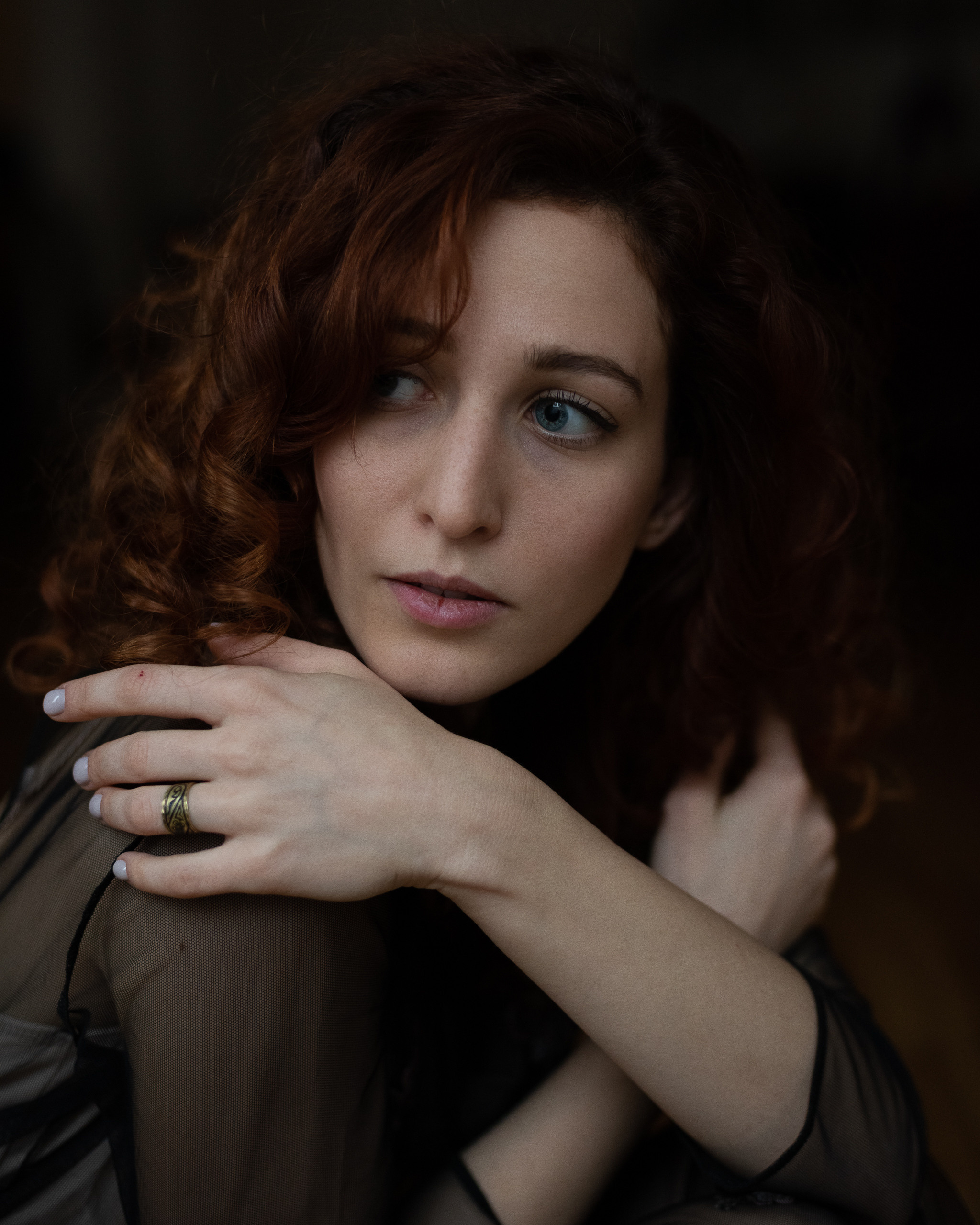 Творческая съемка женского портрета. Портретный фотограф Белград Матвей Кармаков