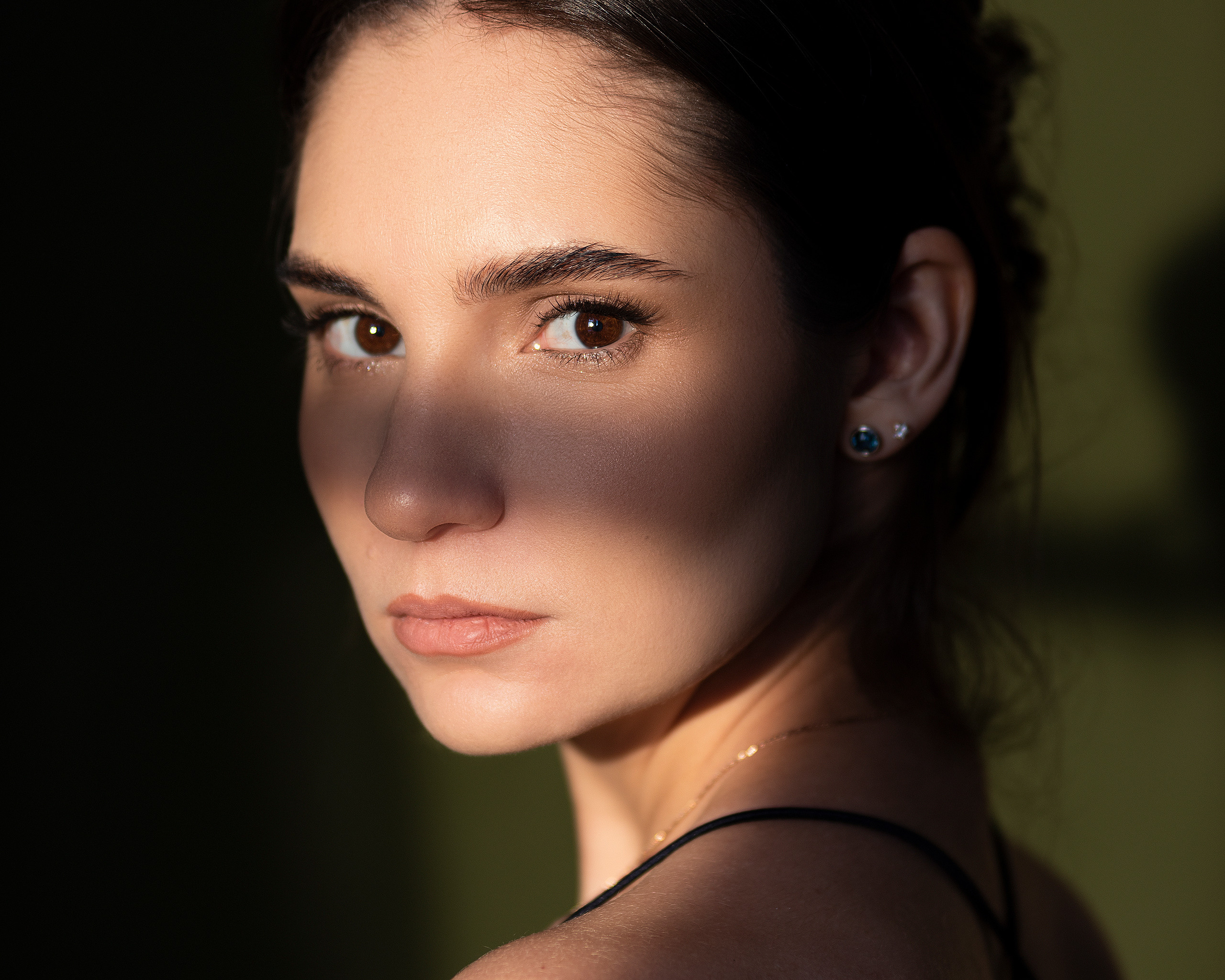 Частная съемка женского портрета. Портретный фотограф Белград Матвей Кармаков