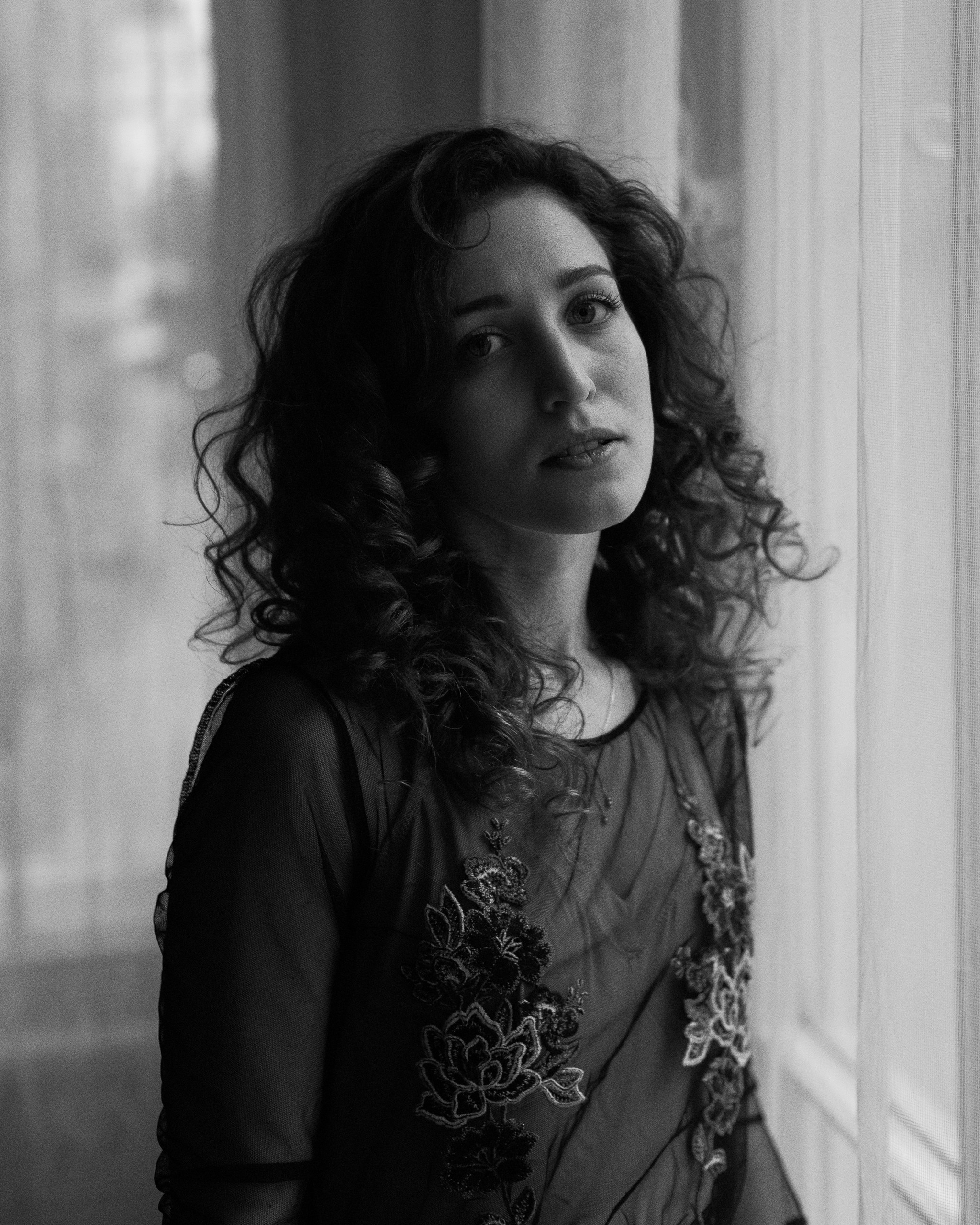 Творческая съемка женского портрета. Портретный фотограф Белград Матвей Кармаков