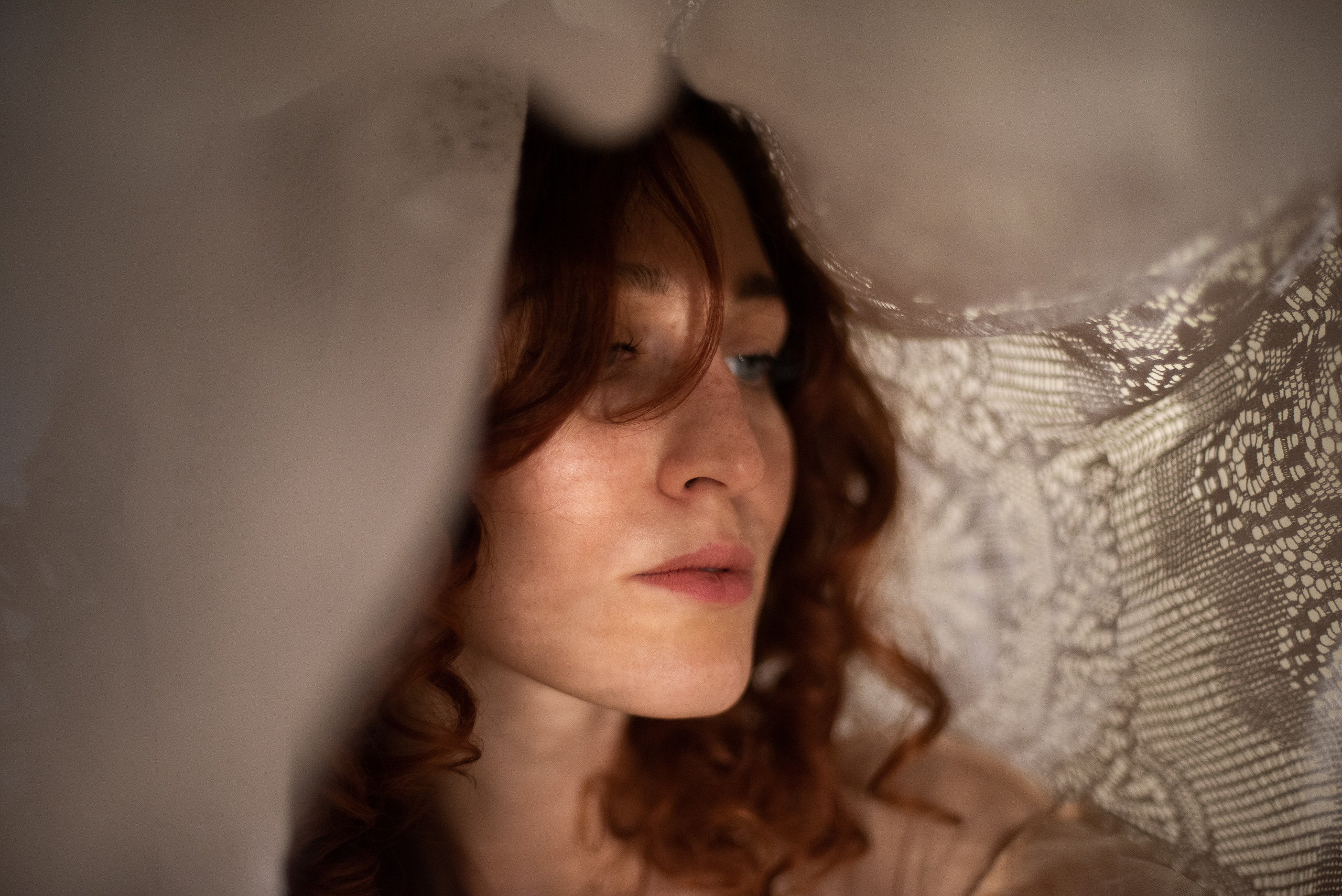 Творческая съемка женского портрета. Портретный фотограф Белград Матвей Кармаков