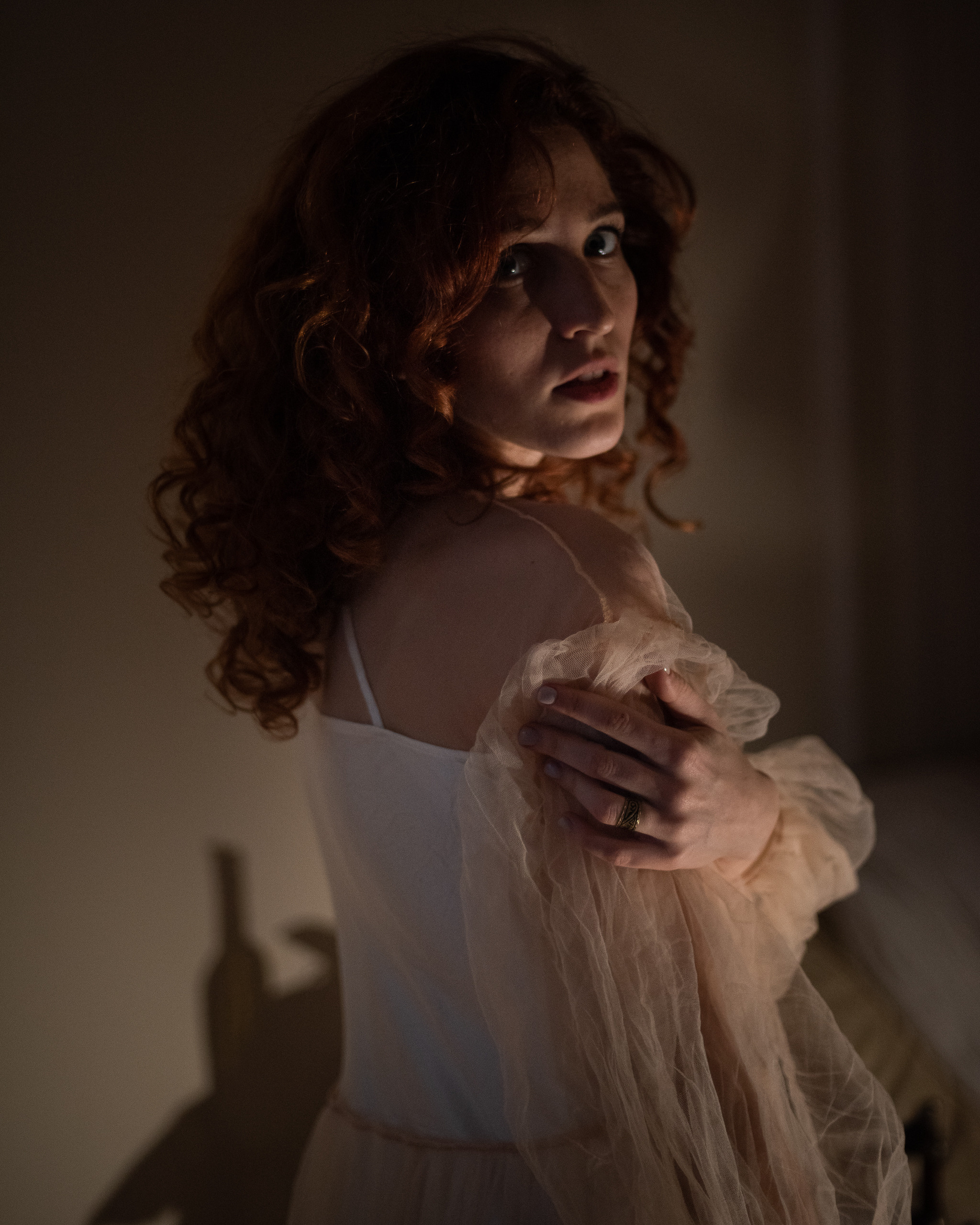 Творческая съемка женского портрета. Портретный фотограф Белград Матвей Кармаков