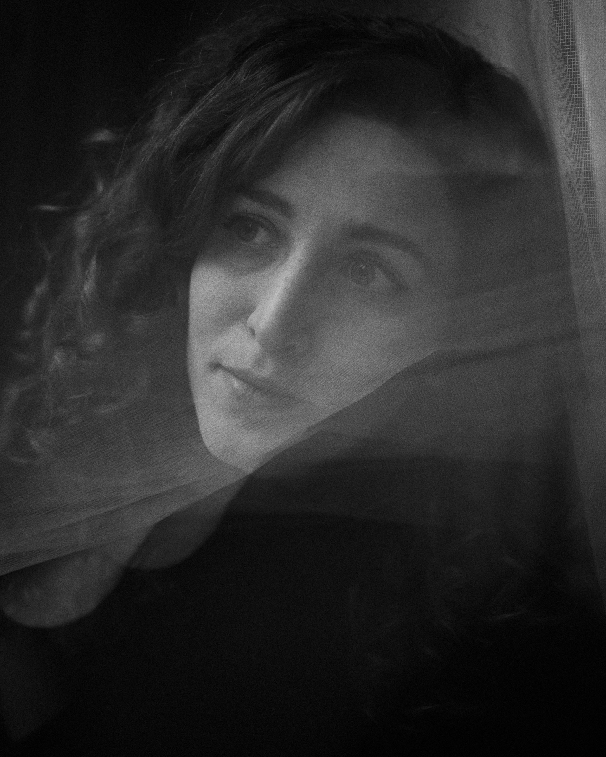 Творческая съемка женского портрета. Портретный фотограф Белград Матвей Кармаков