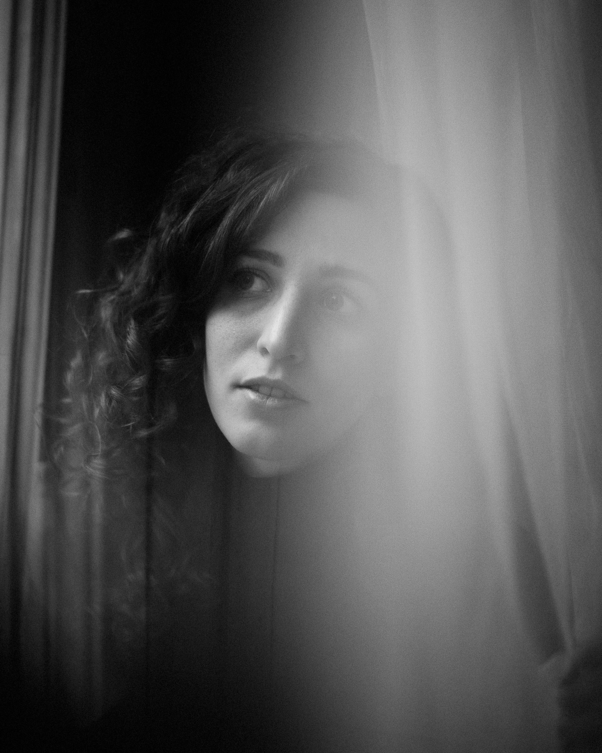 Творческая съемка женского портрета. Портретный фотограф Белград Матвей Кармаков