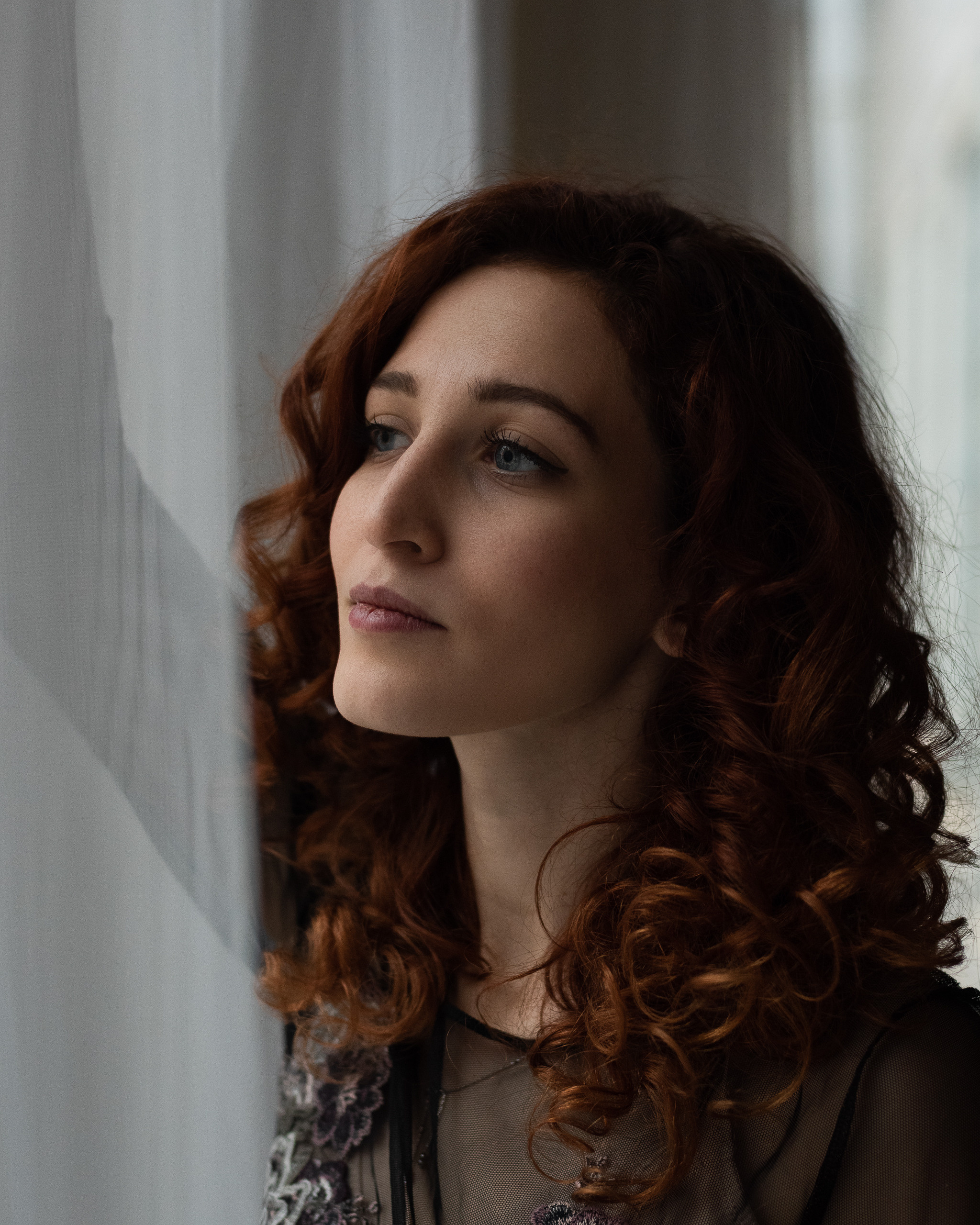 Творческая съемка женского портрета. Портретный фотограф Белград Матвей Кармаков