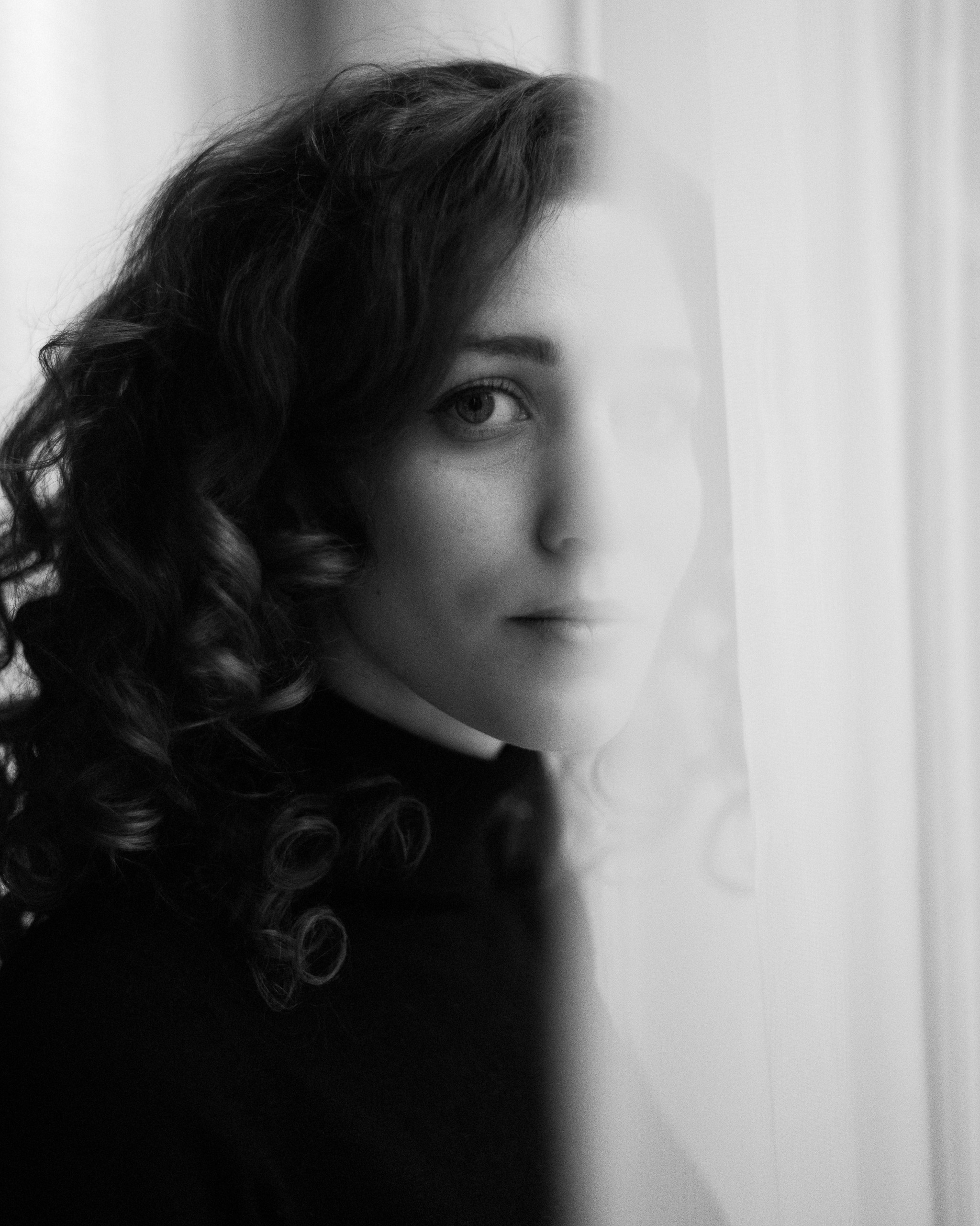 Творческая съемка женского портрета. Портретный фотограф Белград Матвей Кармаков