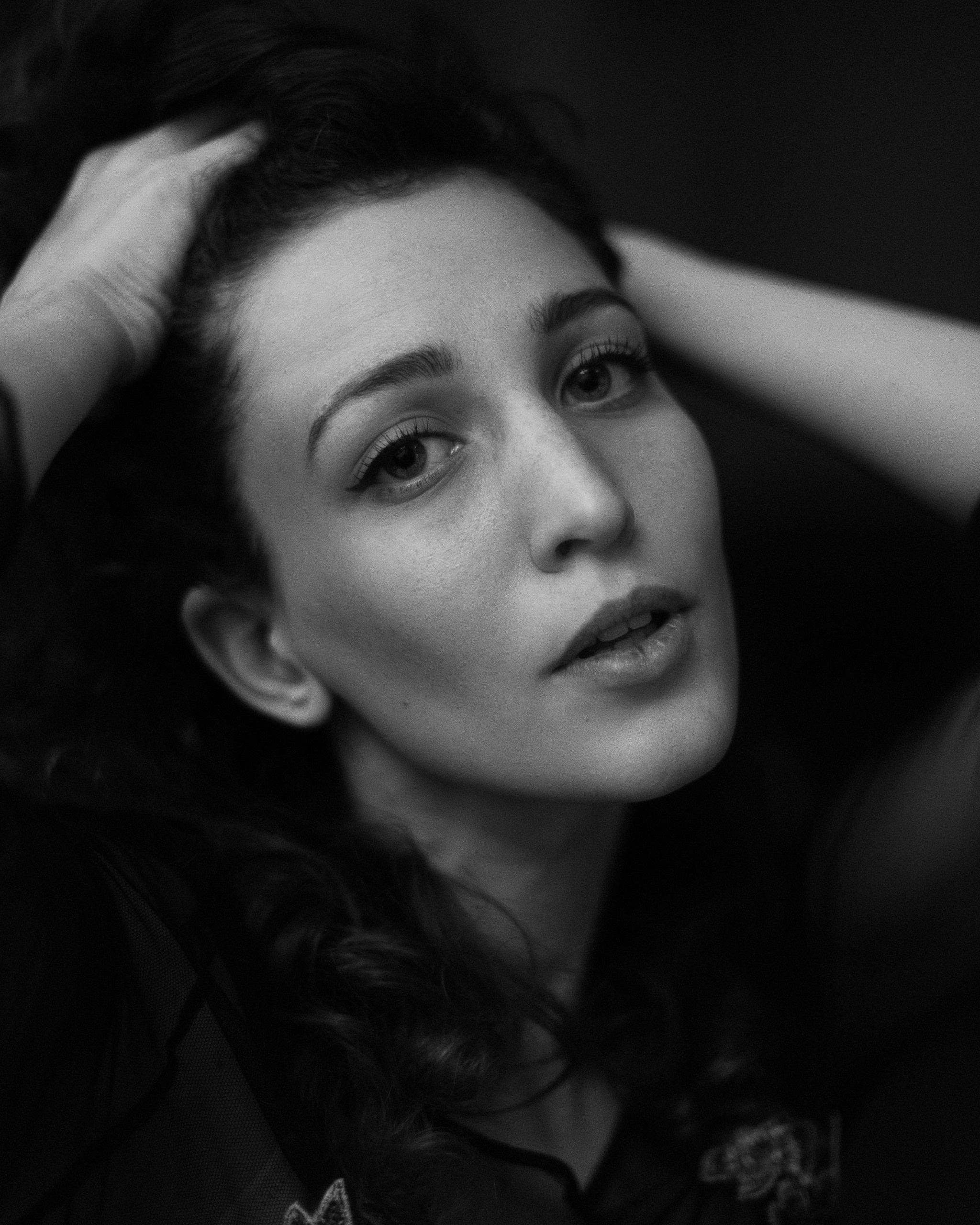 Творческая съемка женского портрета. Портретный фотограф Белград Матвей Кармаков