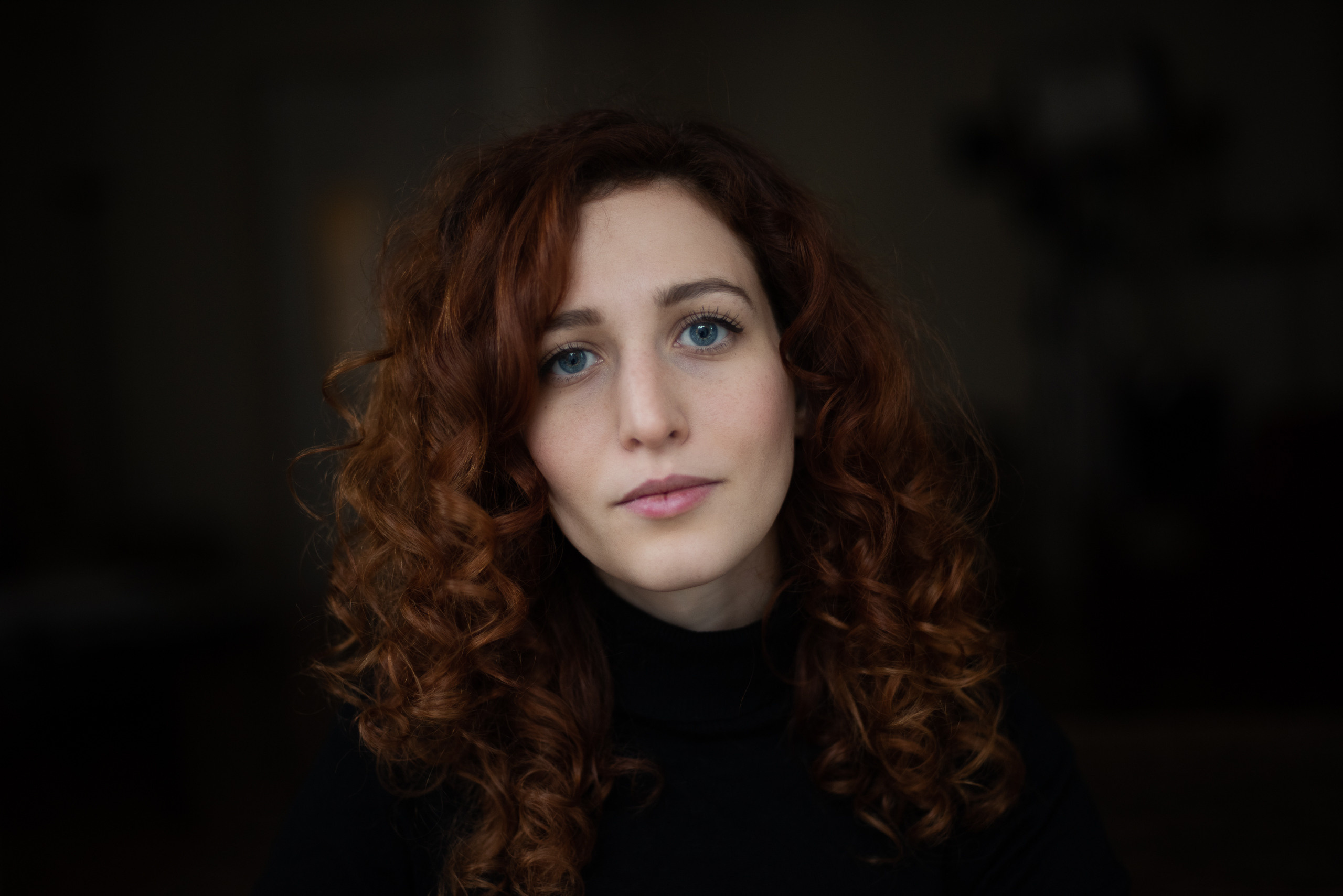 Творческая съемка женского портрета. Портретный фотограф Белград Матвей Кармаков