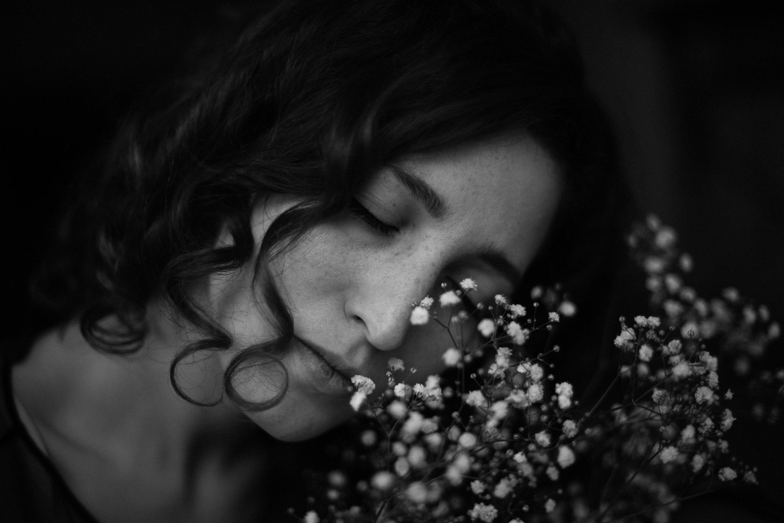 Творческая съемка женского портрета. Портретный фотограф Белград Матвей Кармаков