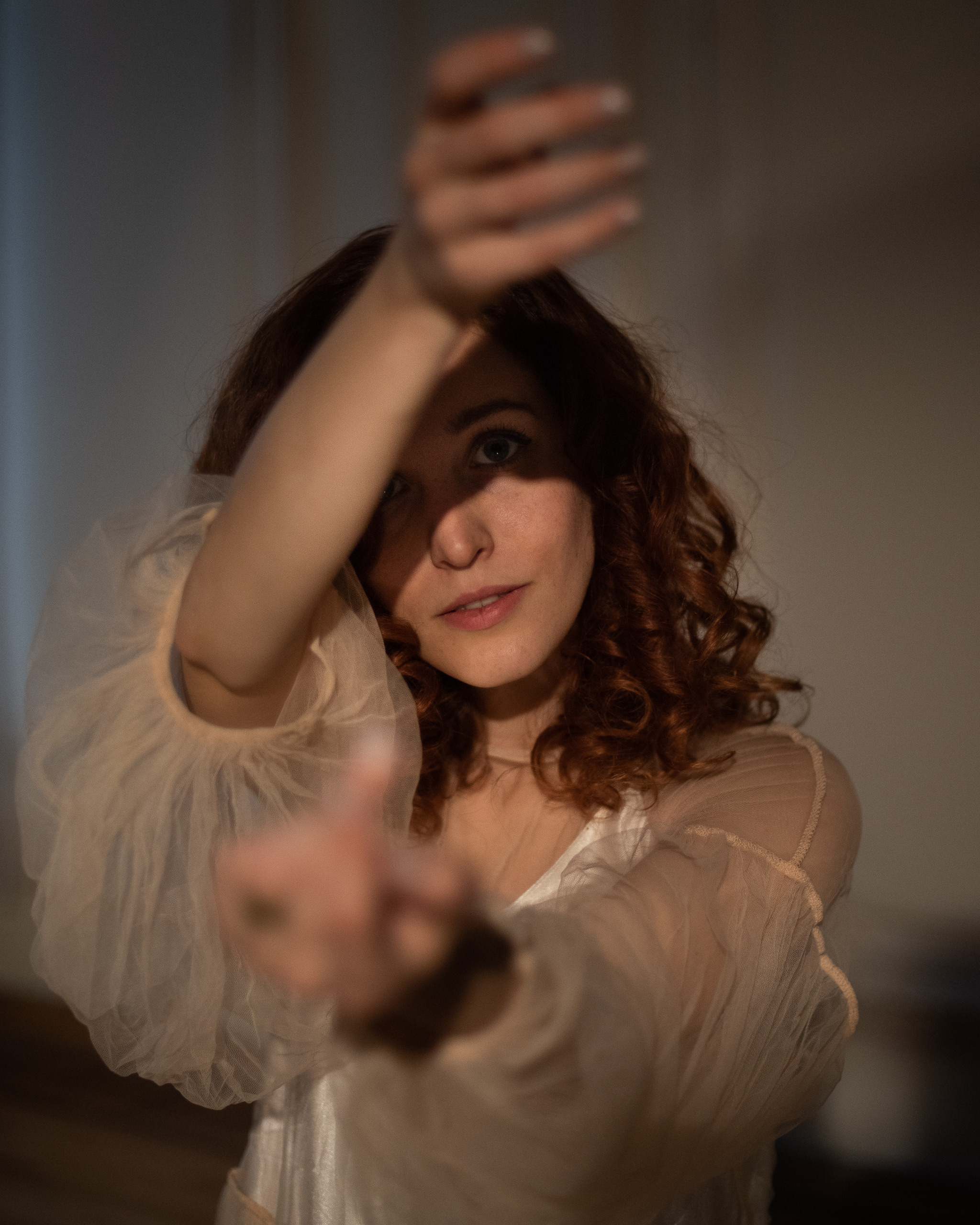 Творческая съемка женского портрета. Портретный фотограф Белград Матвей Кармаков