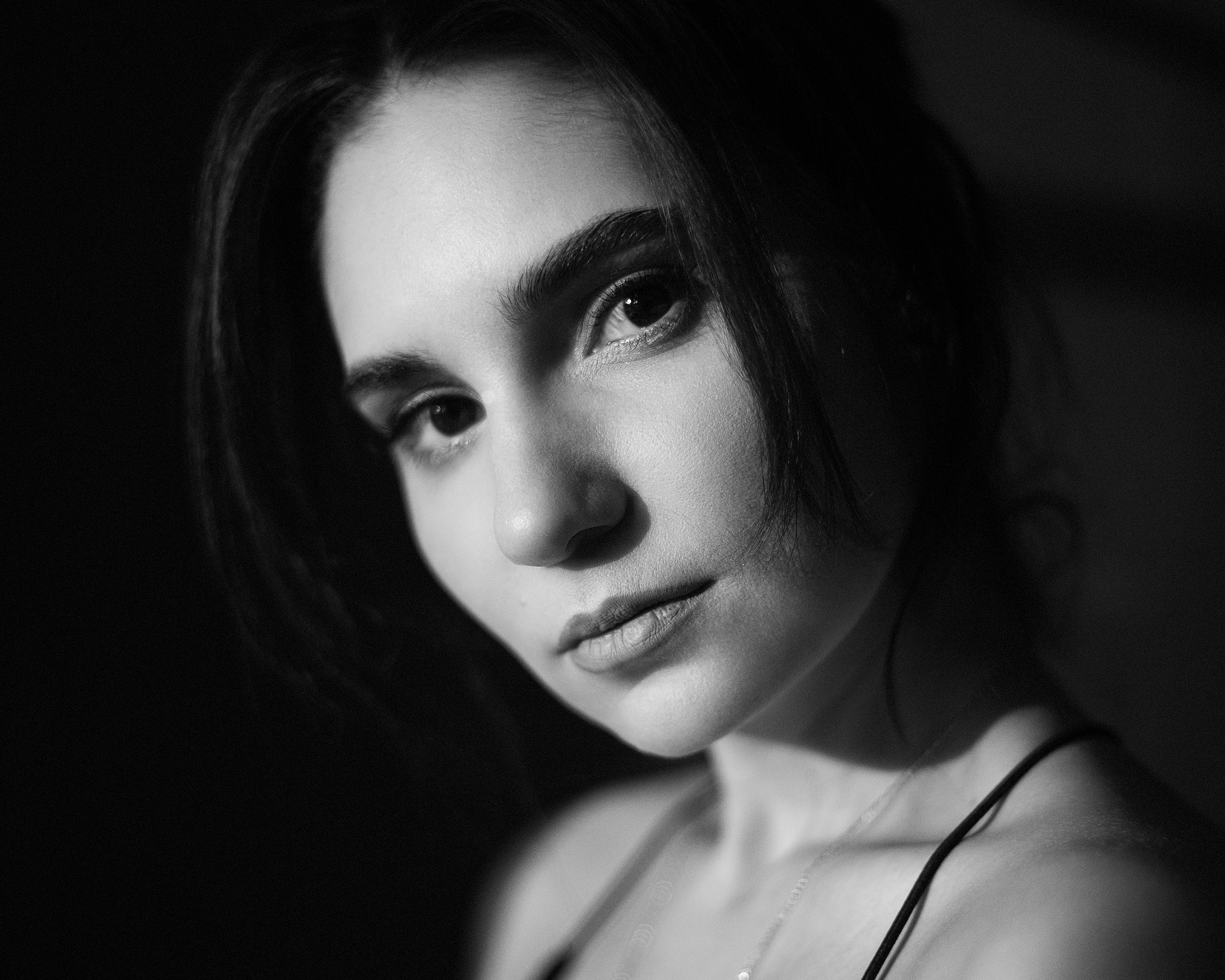 Частная съемка женского портрета. Портретный фотограф Белград Матвей Кармаков