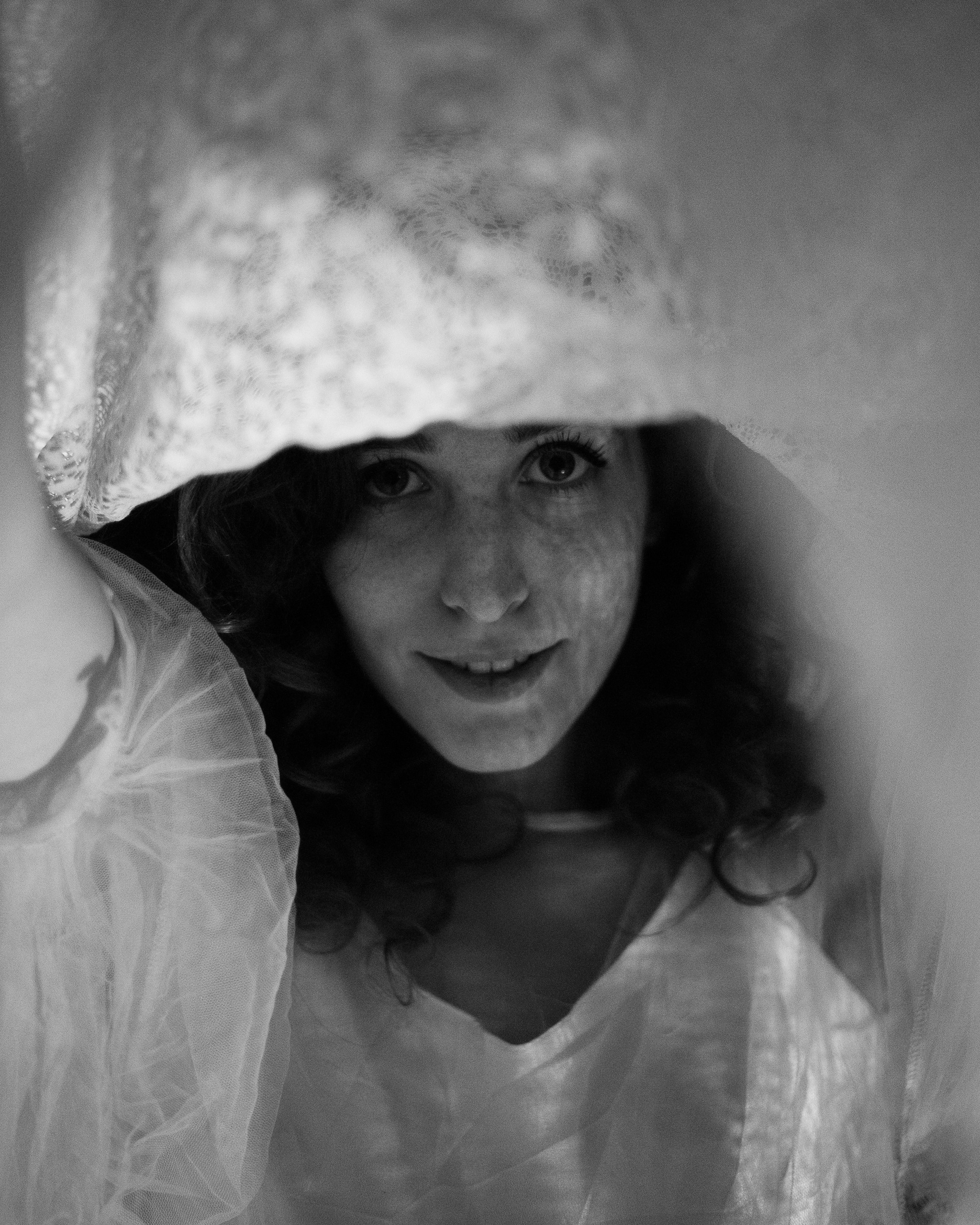 Творческая съемка женского портрета. Портретный фотограф Белград Матвей Кармаков