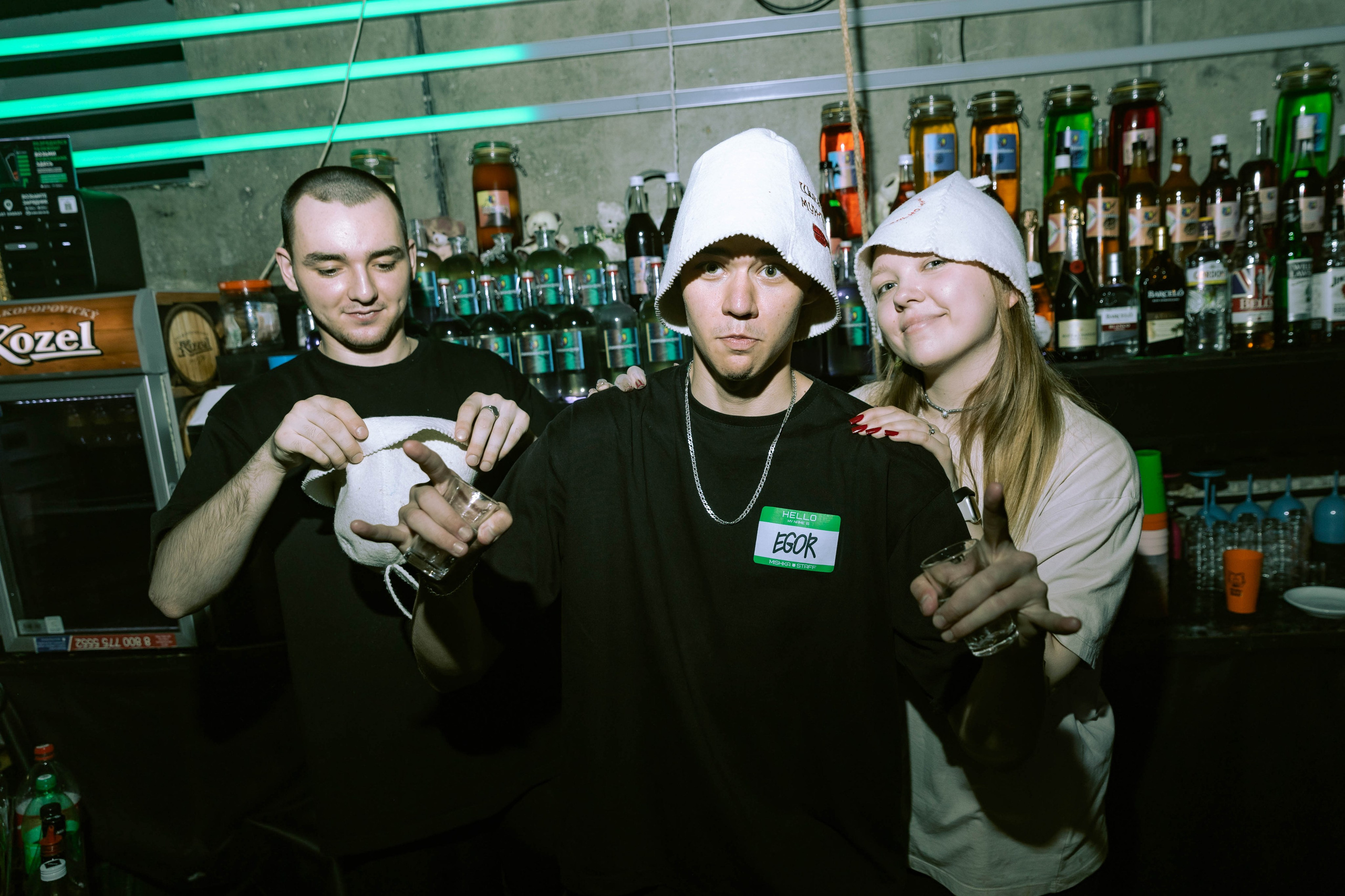 Mishka-bar 3. _Carpe diem_