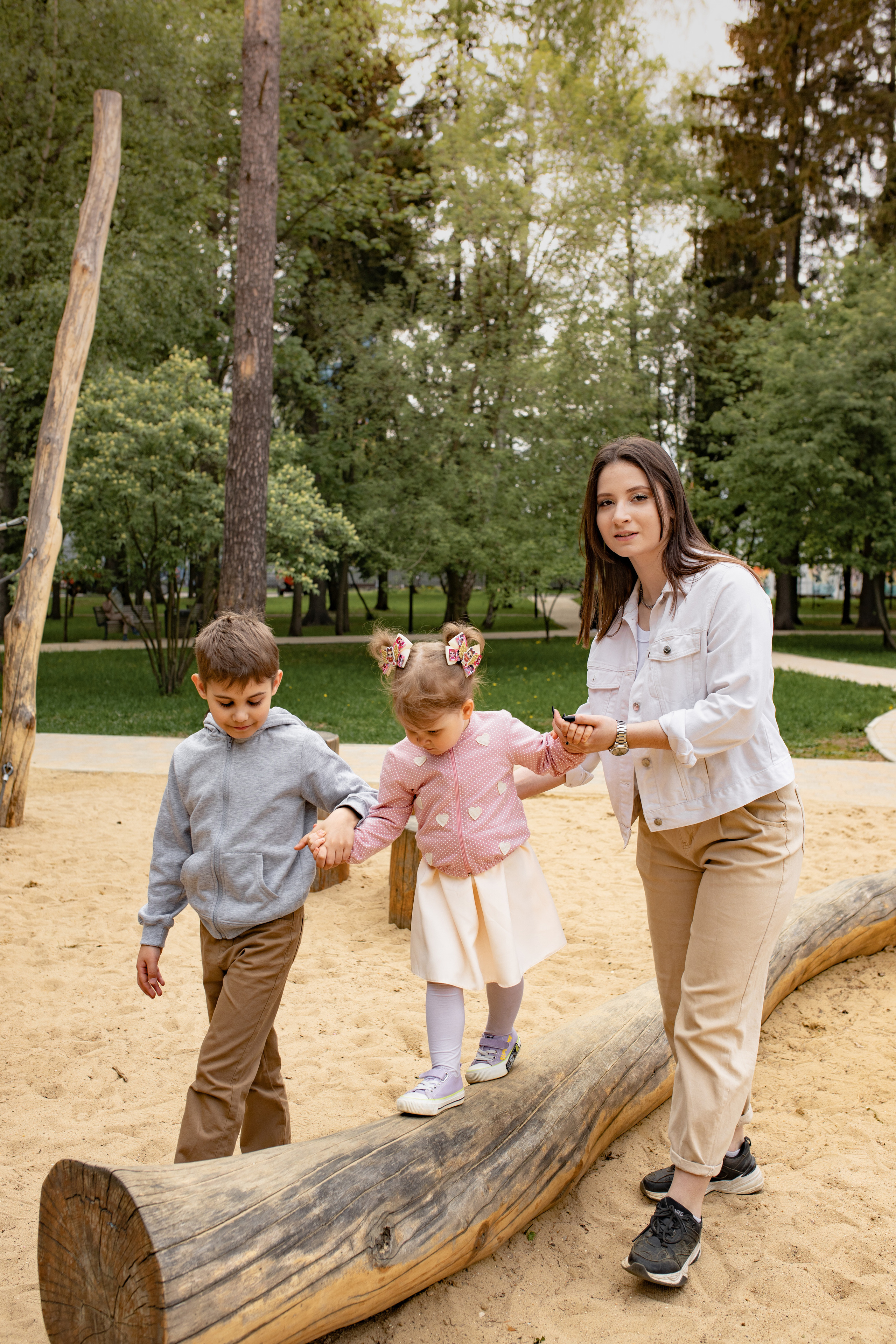 Семейная фотосессия в парке. Фотограф в Железнодорожном и Балашихе