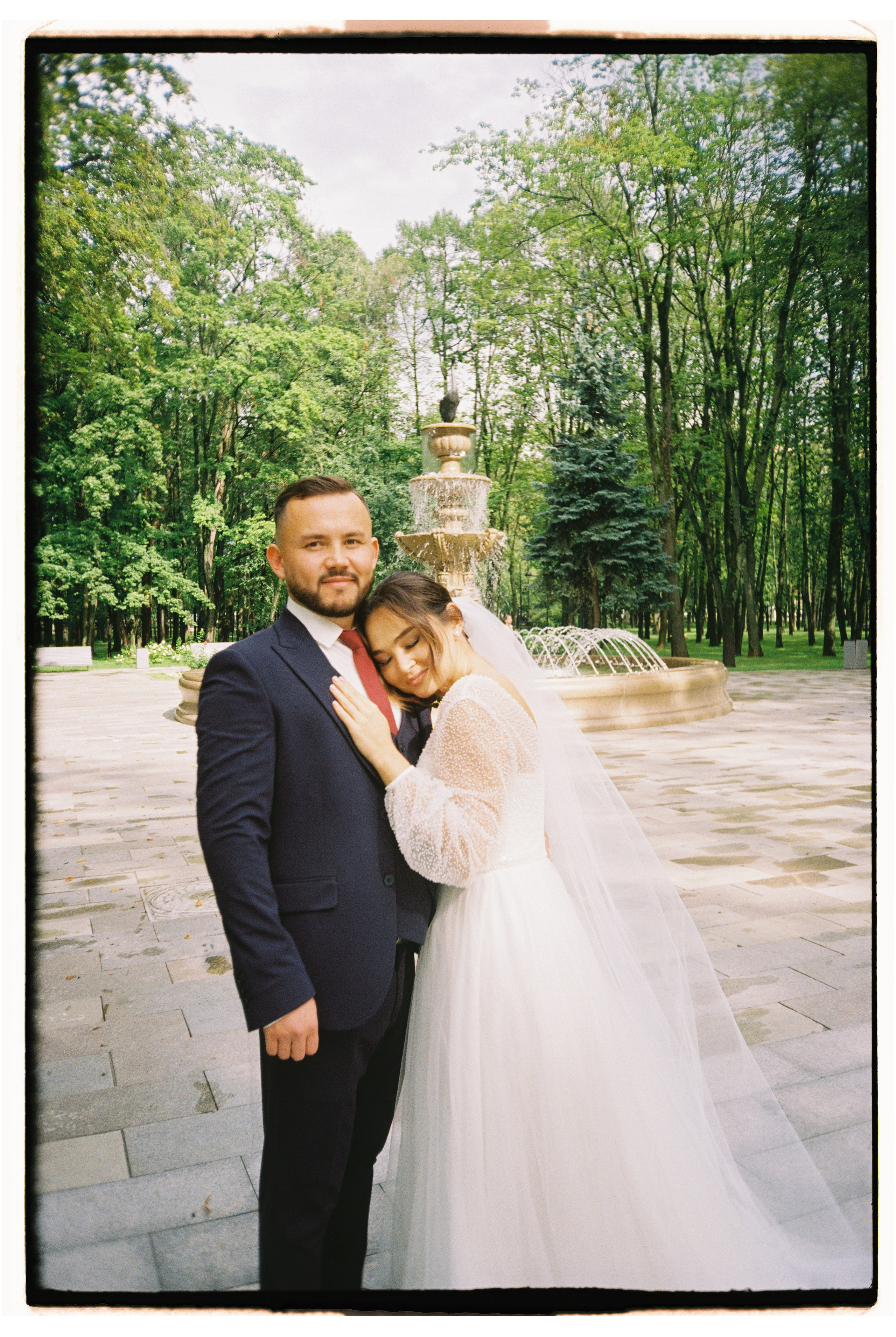 Рустам & Земфира. Пленка. Сестры Карабаза. Фотографы и ретушеры в Москве и Санкт-Петербурге