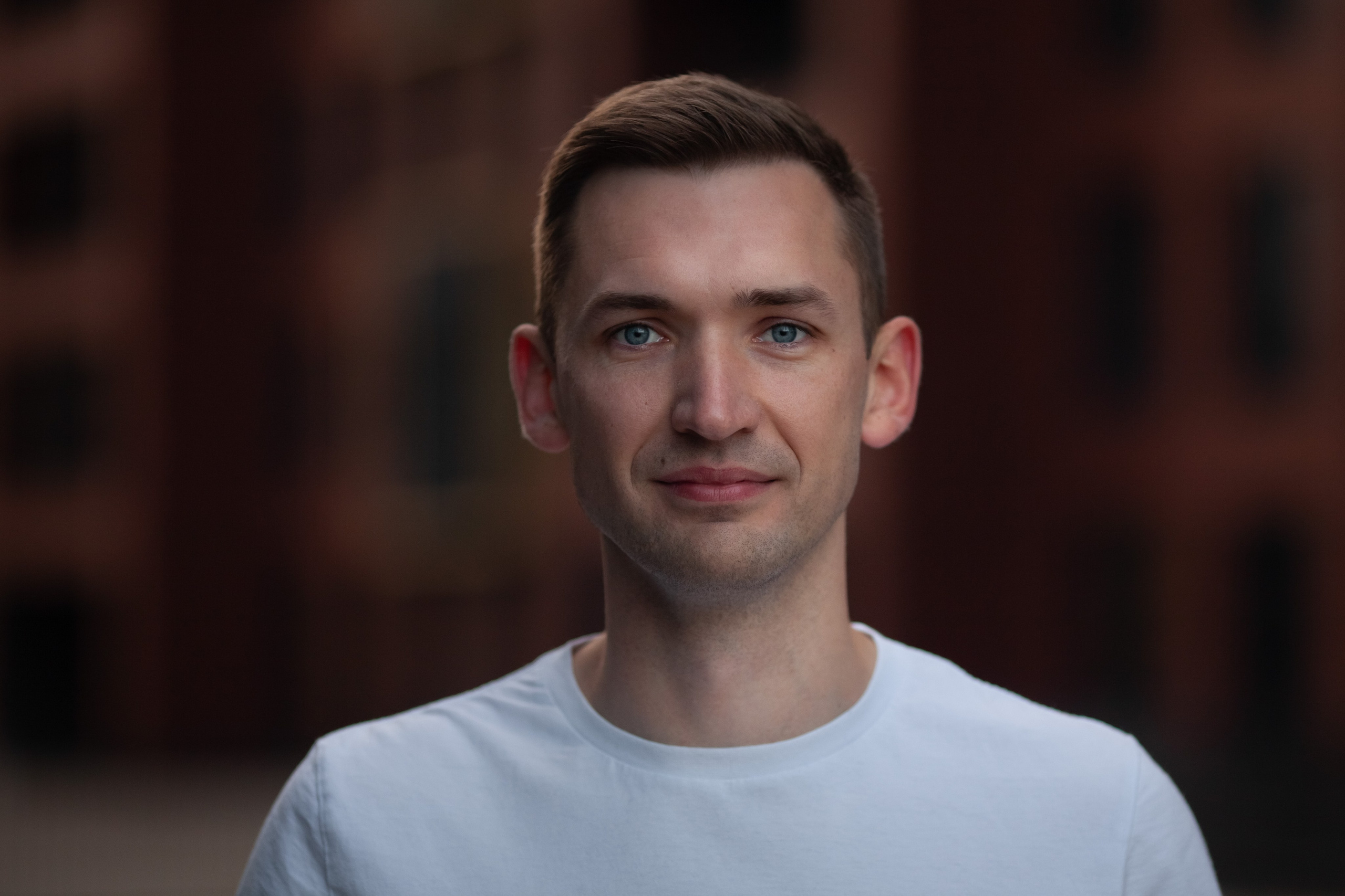 Дмитрий Ященков. Двойняшки-фотографы Анна и Анастасия в Санкт-Петербурге