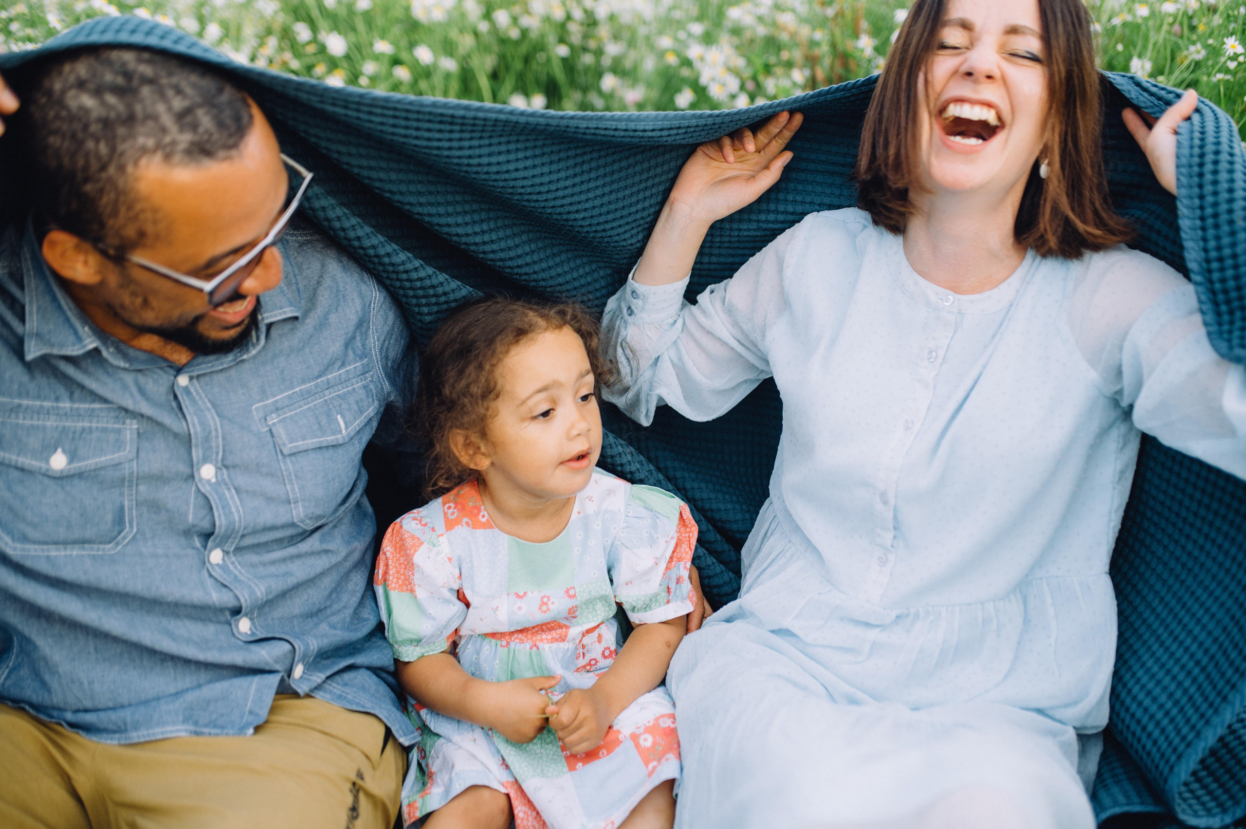 Семейная фотосессия на природе. Профессиональный фотограф Алексей Васенцев. Минск, СПБ, Москва