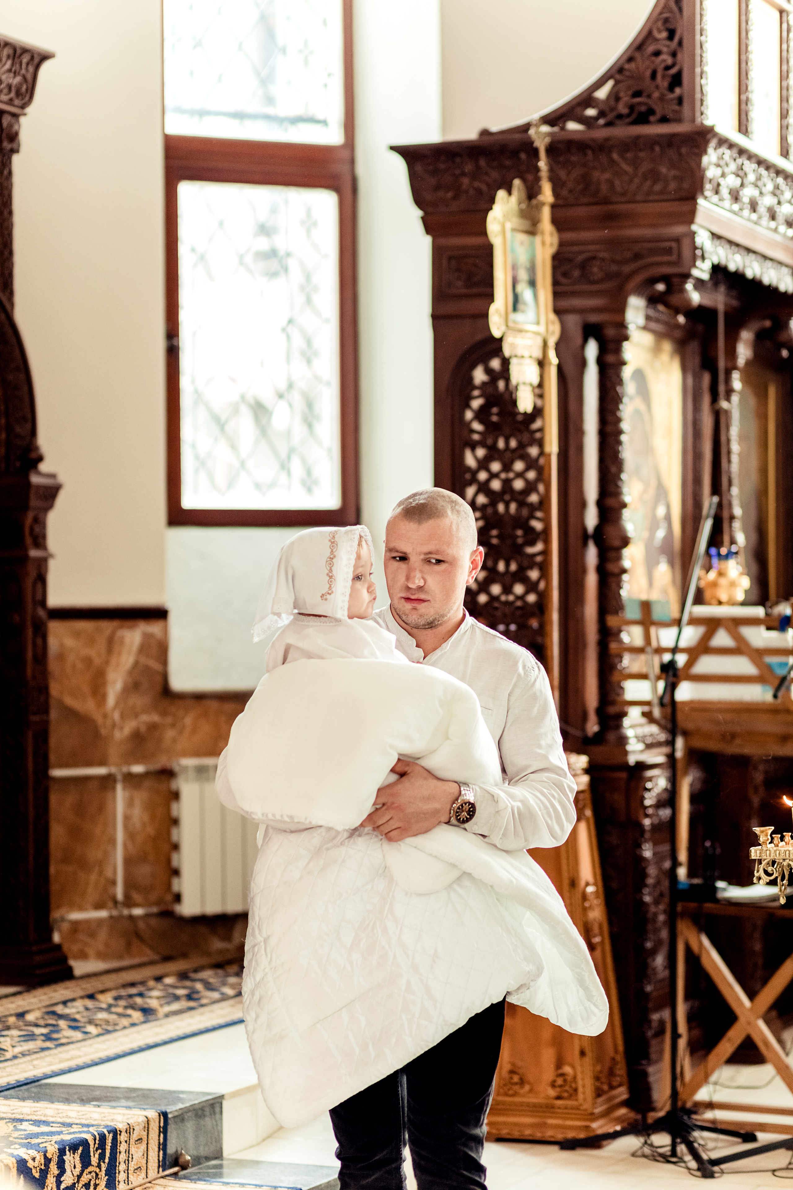 Съемки в храме. Семейный и церковный фотограф в Нефтеюганске
