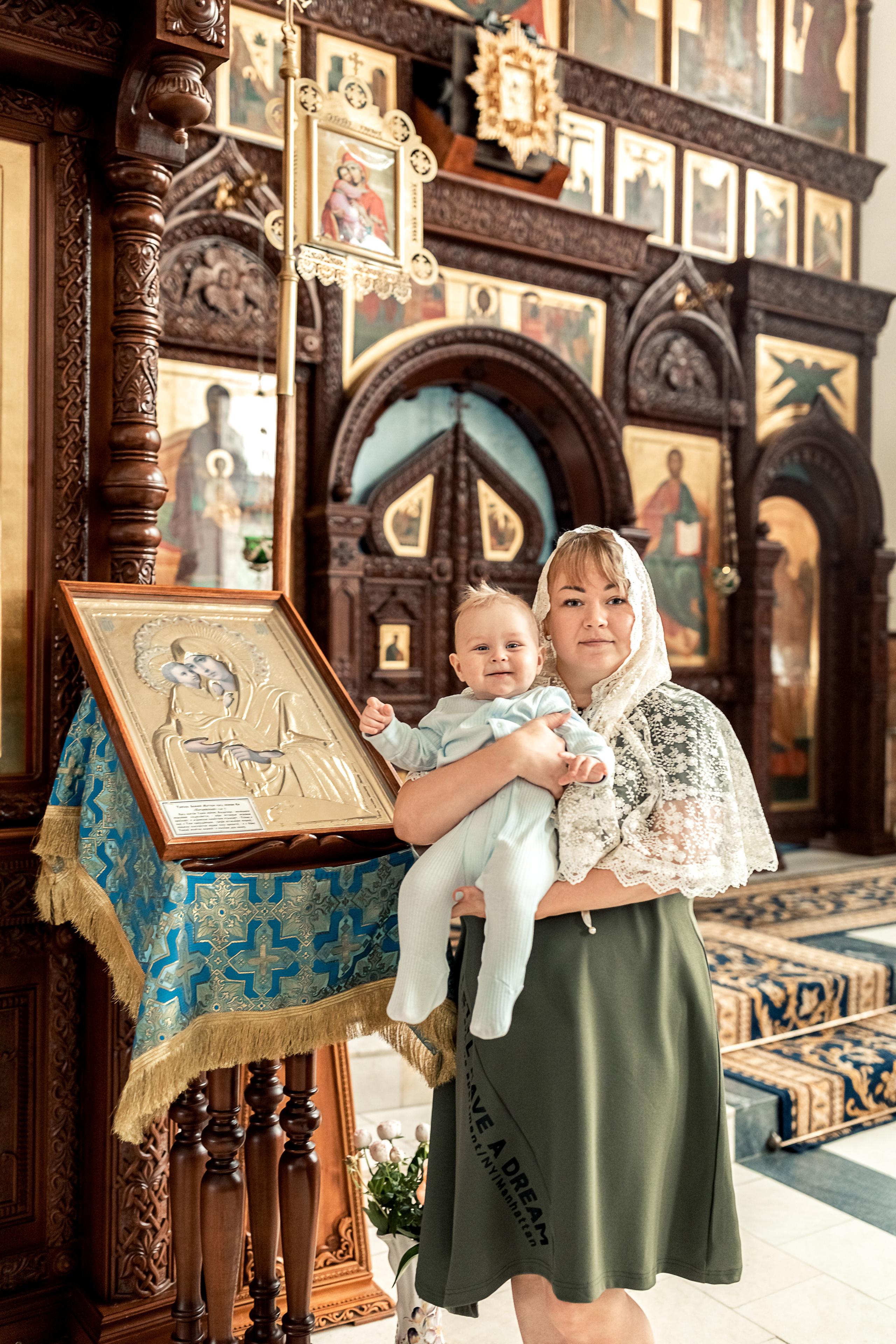 Съемки в храме. Семейный и церковный фотограф в Нефтеюганске