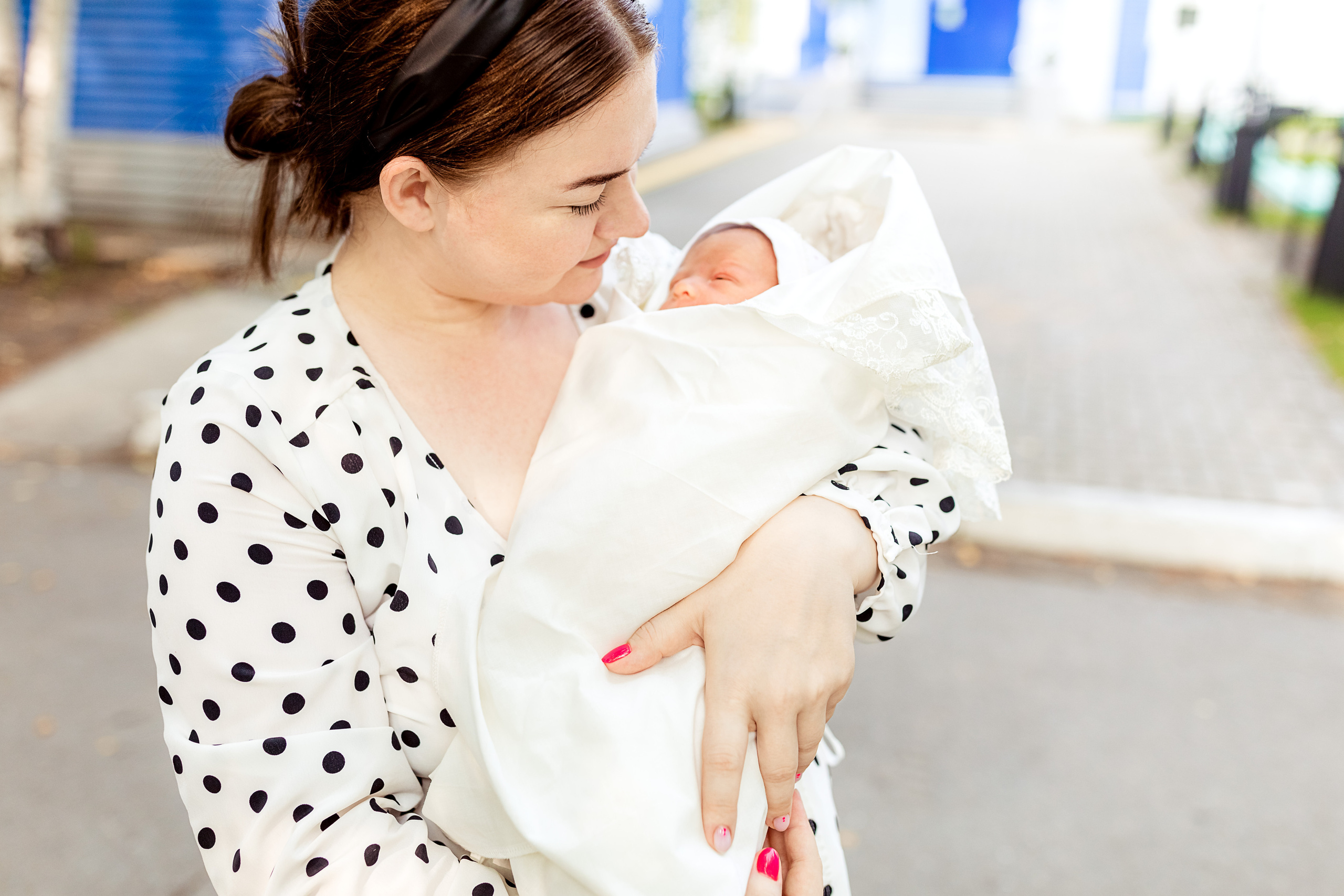 Выписка из роддома. Семейный и церковный фотограф в Нефтеюганске