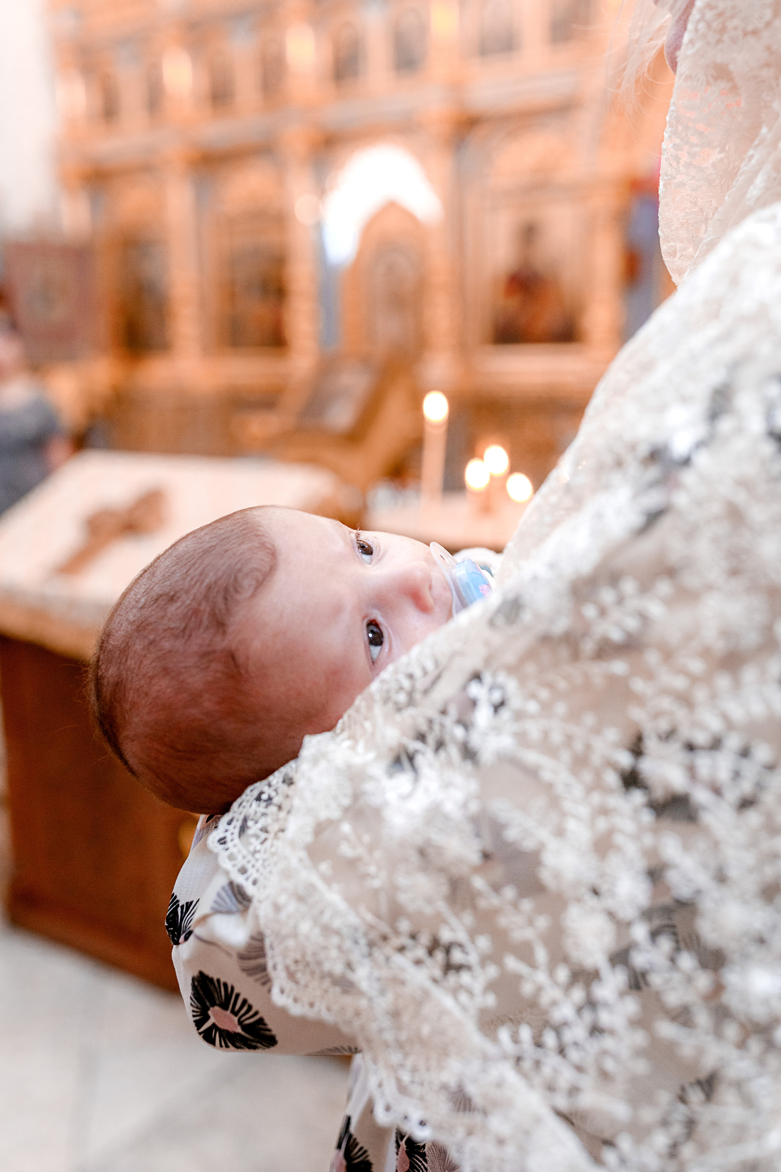 Съемки в храме. Семейный и церковный фотограф в Нефтеюганске