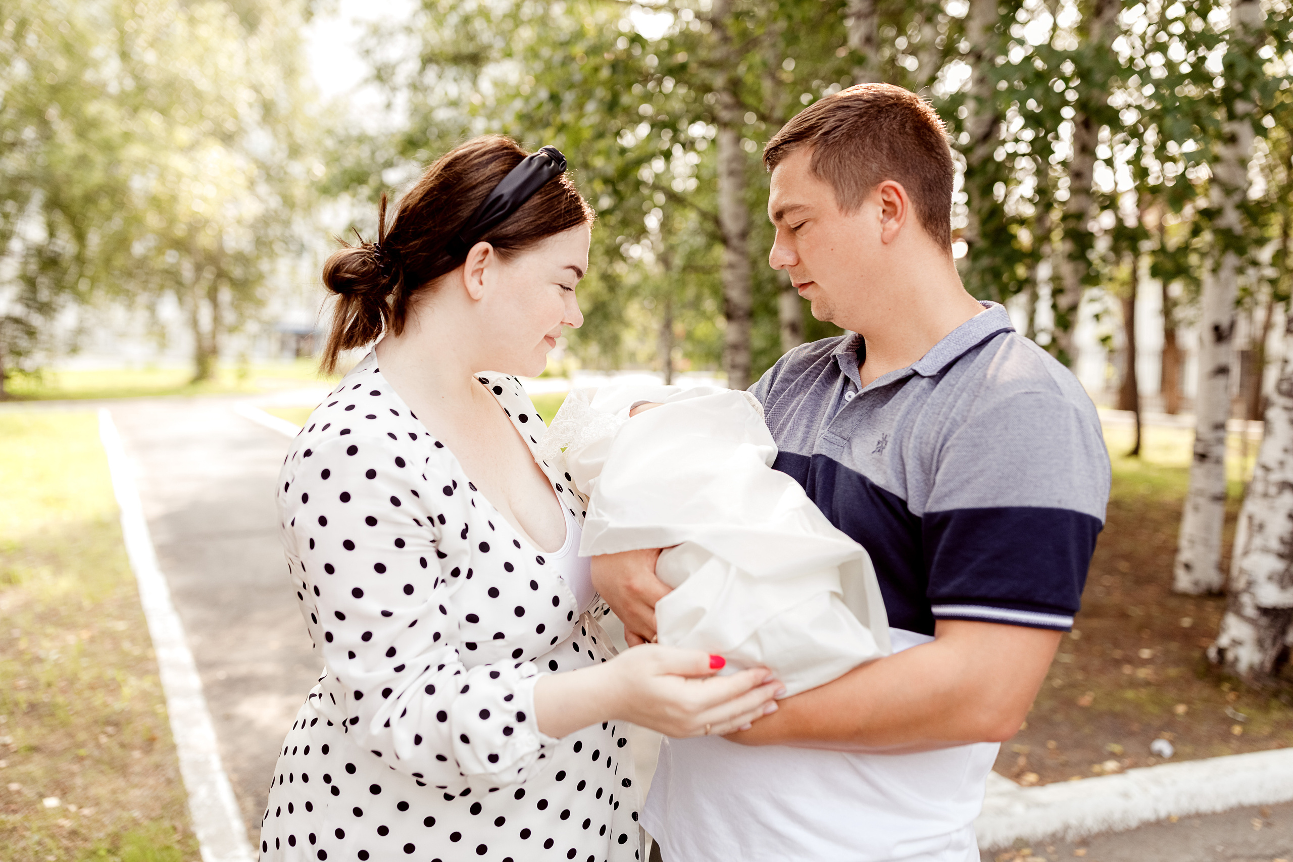 Выписка из роддома. Семейный и церковный фотограф в Нефтеюганске