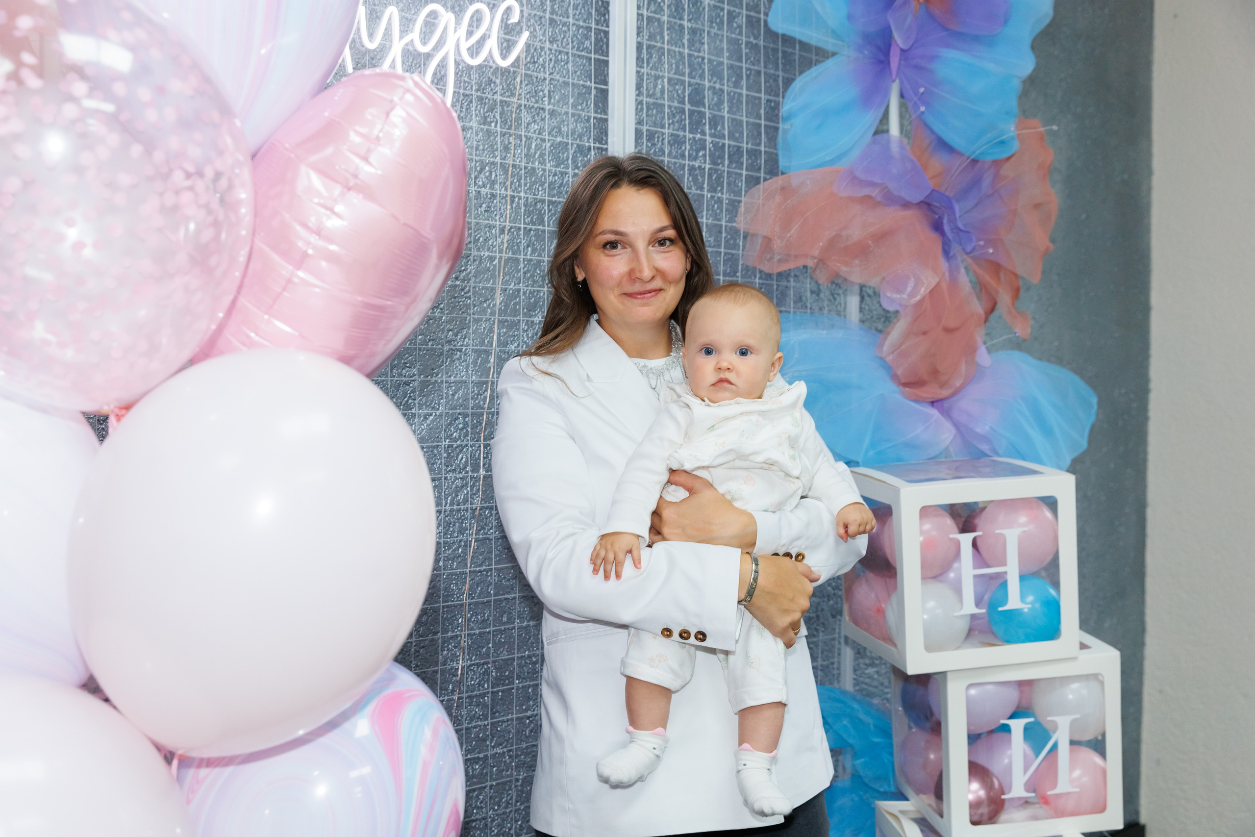 Детский лофт Алиса в стране чудес. Женский фотограф в Новосибирске Наталья Гресь