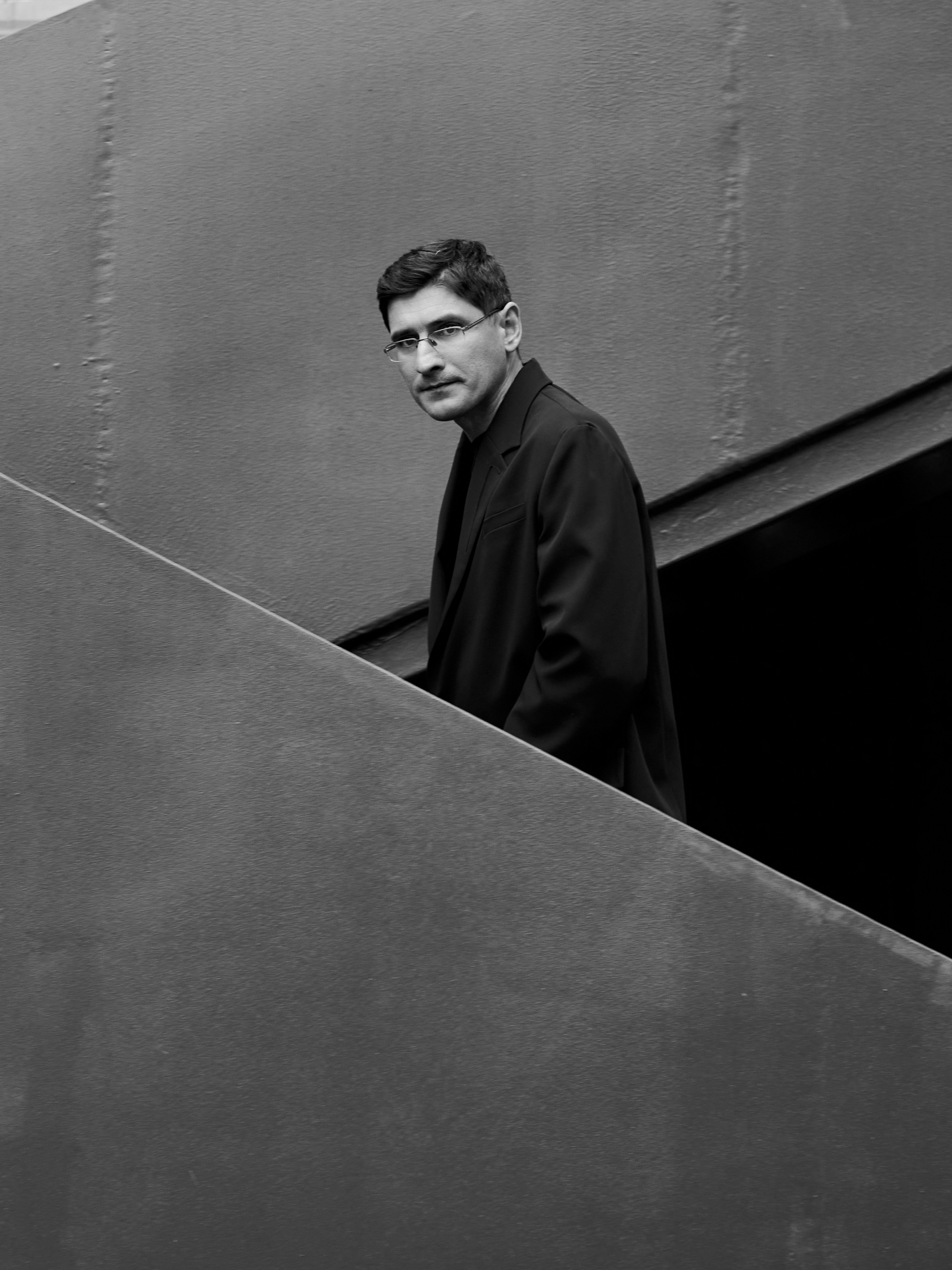 Андрей Саносян. Октябрь'25. Журнал Собака.ru. Профессиональный фотограф Федотова Арина