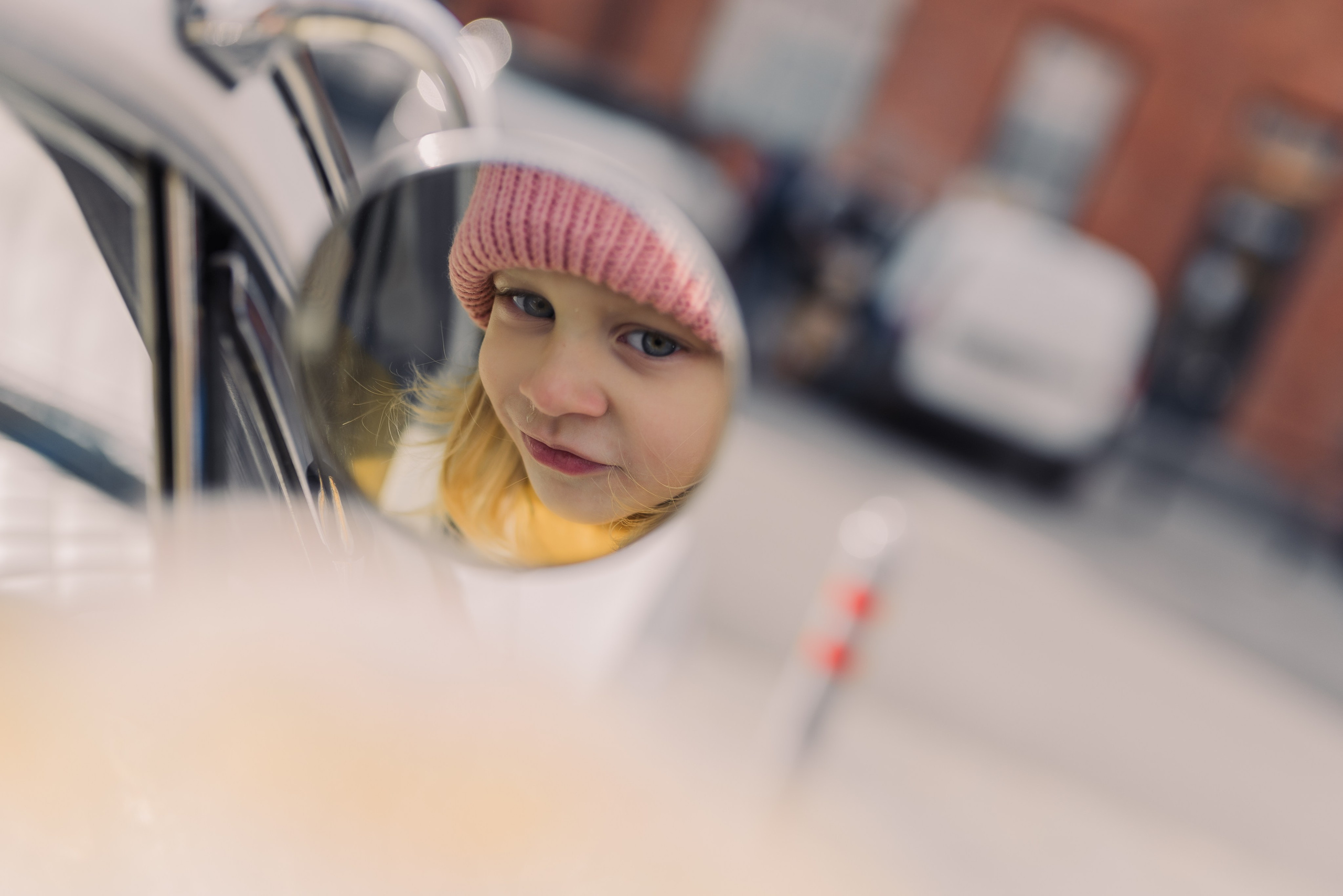 Прогулочная фотосессия в городе в стиле Lifestyle. Контент-фотограф в Москве Хныкина Лена