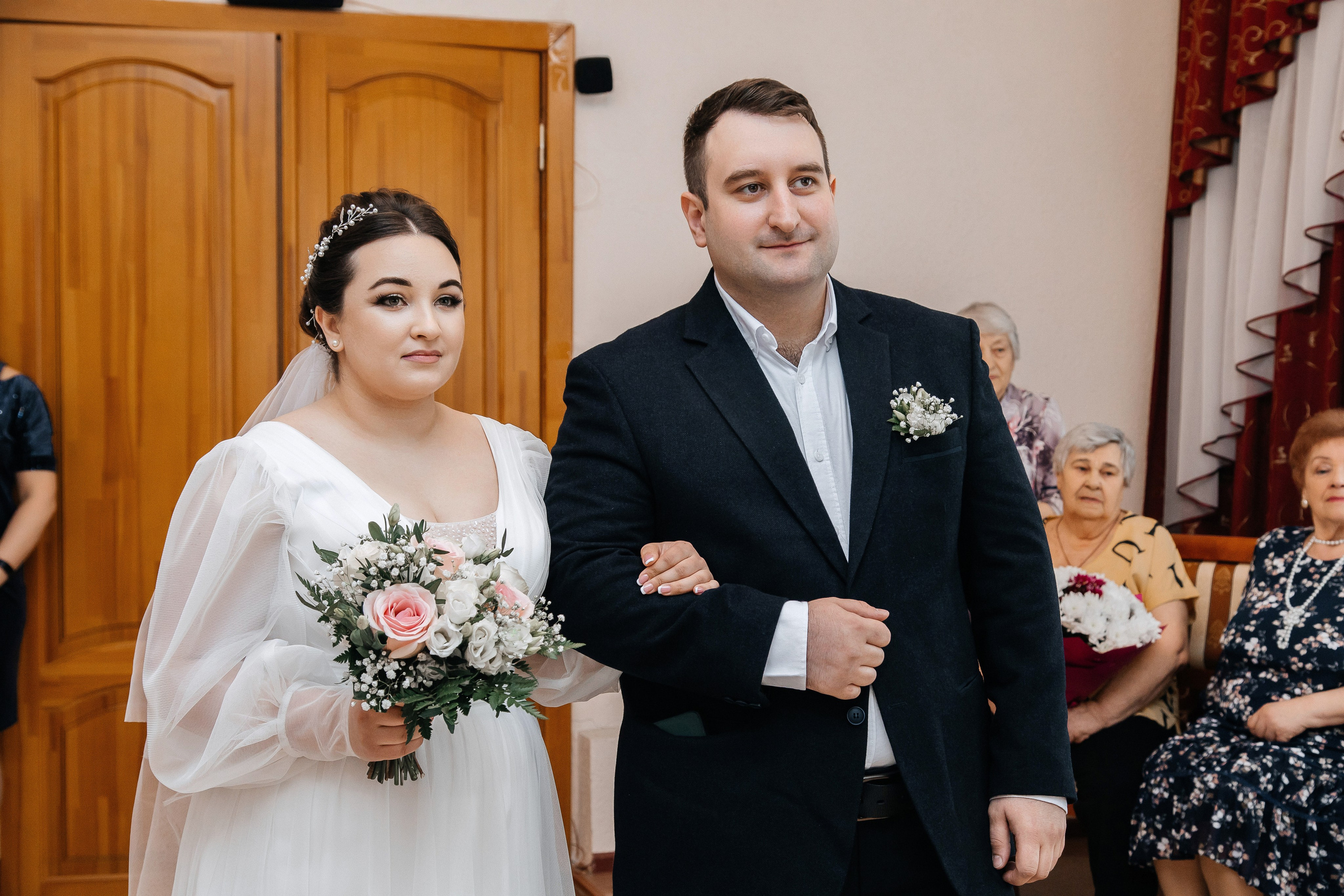 S & E. Street photographer