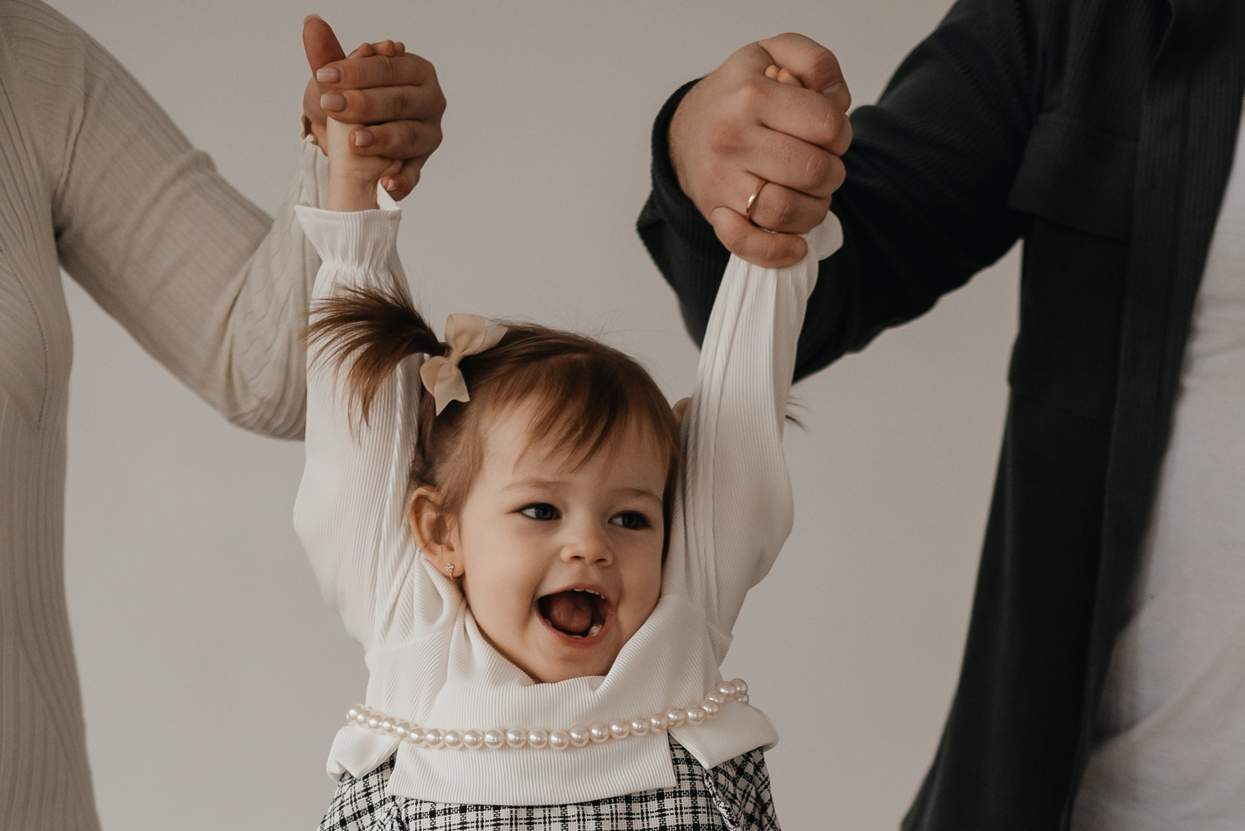 Семейная фотосессия Денис, Наташа и Маша. Семейный и детский фотограф Кущ Наташа