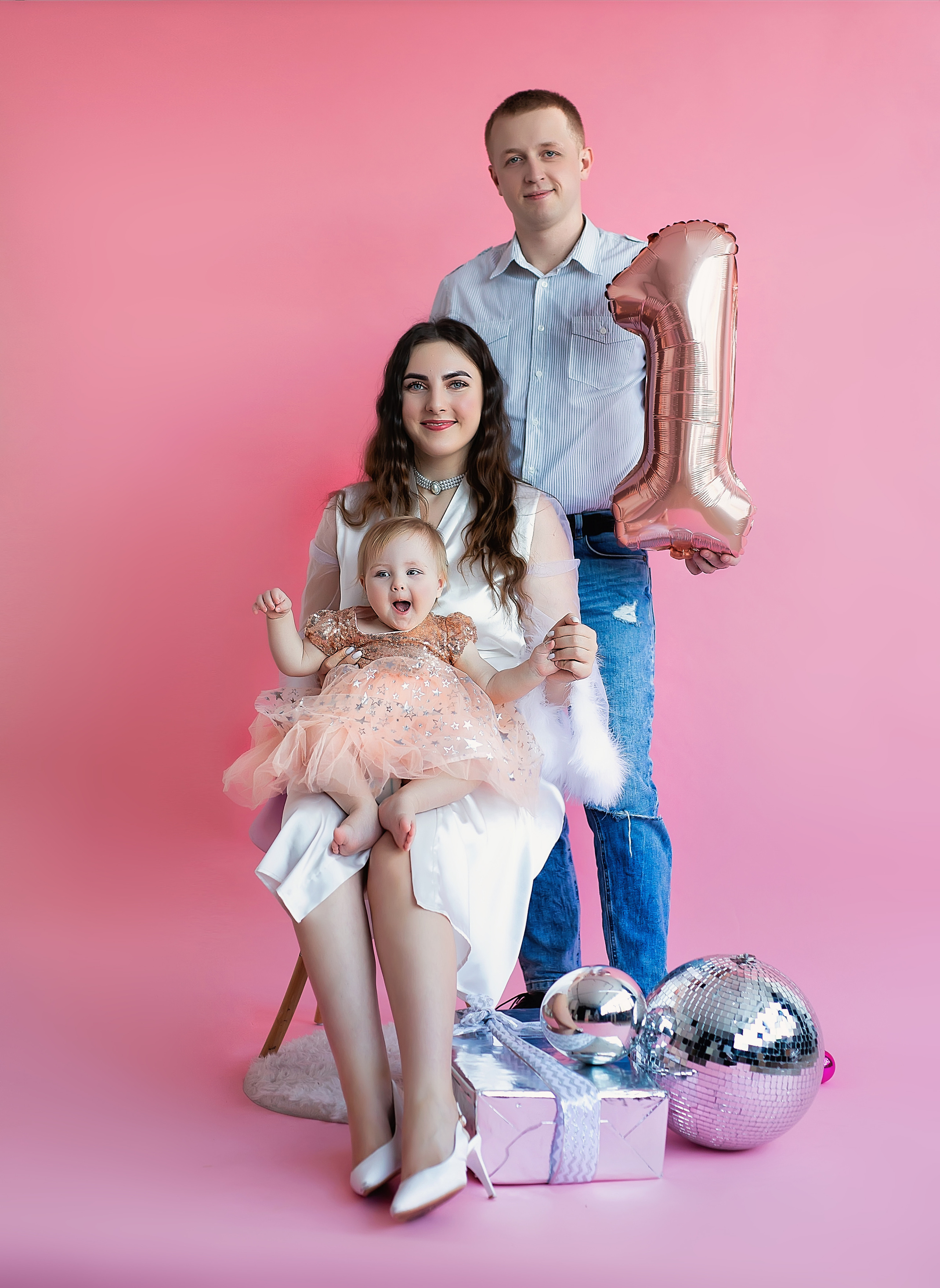 В студии — Фотосессия на годик. Фотограф в Перми Anastasia Aone