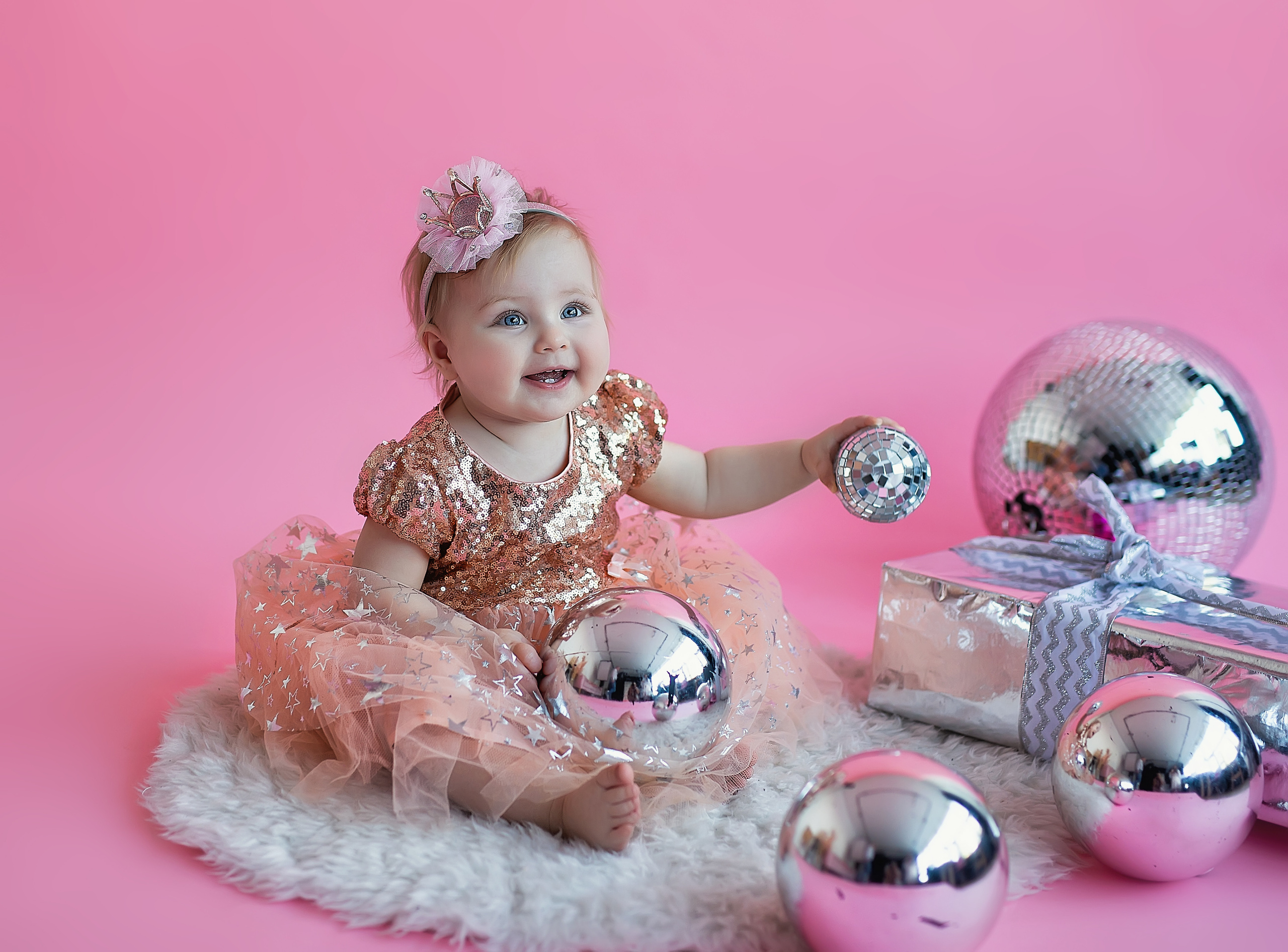 В студии — Фотосессия на годик. Фотограф в Перми Anastasia Aone