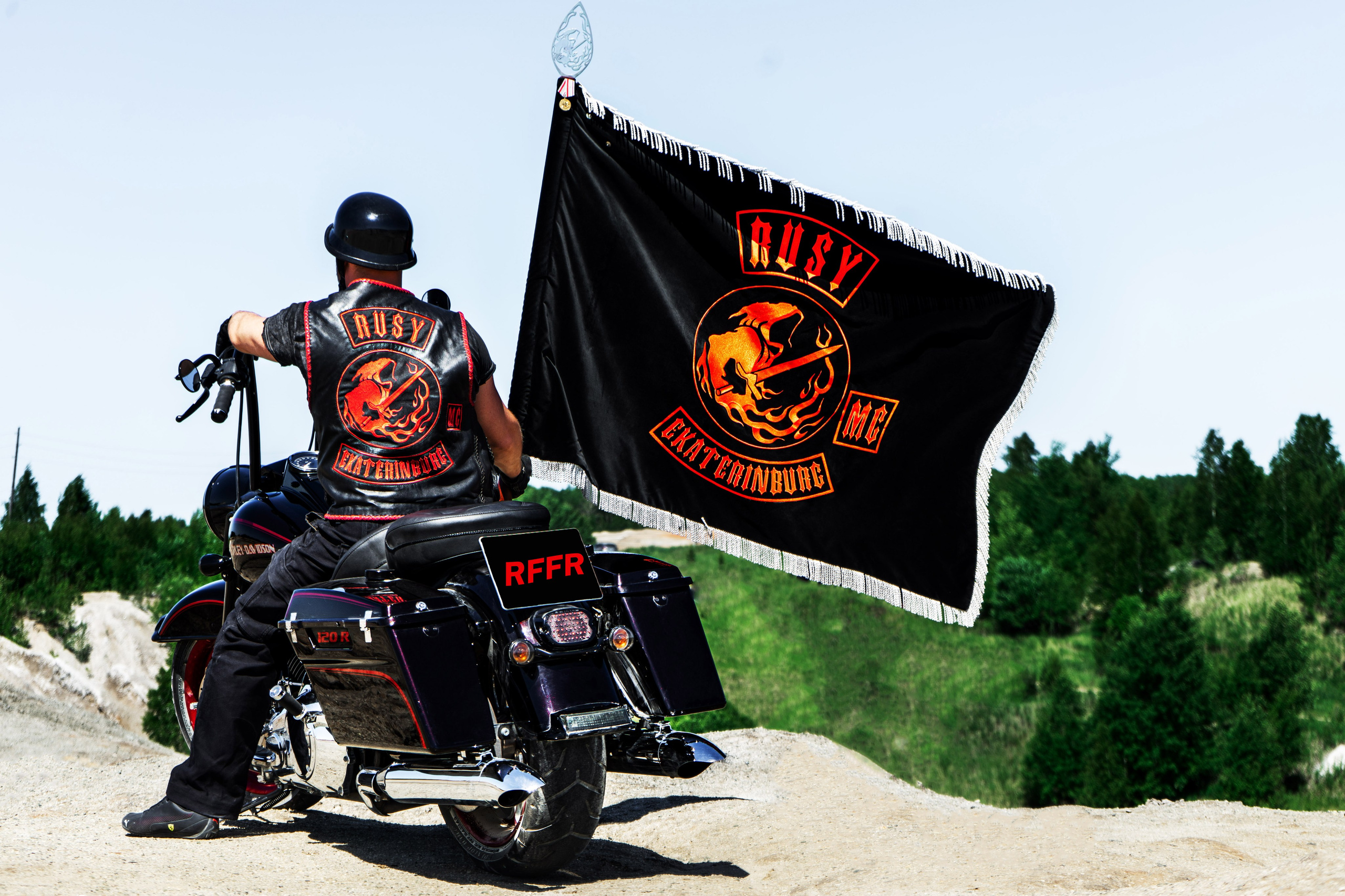 Мужская фотосессия на Марсе. Фотограф Екатеринбург Кокшарова Александра