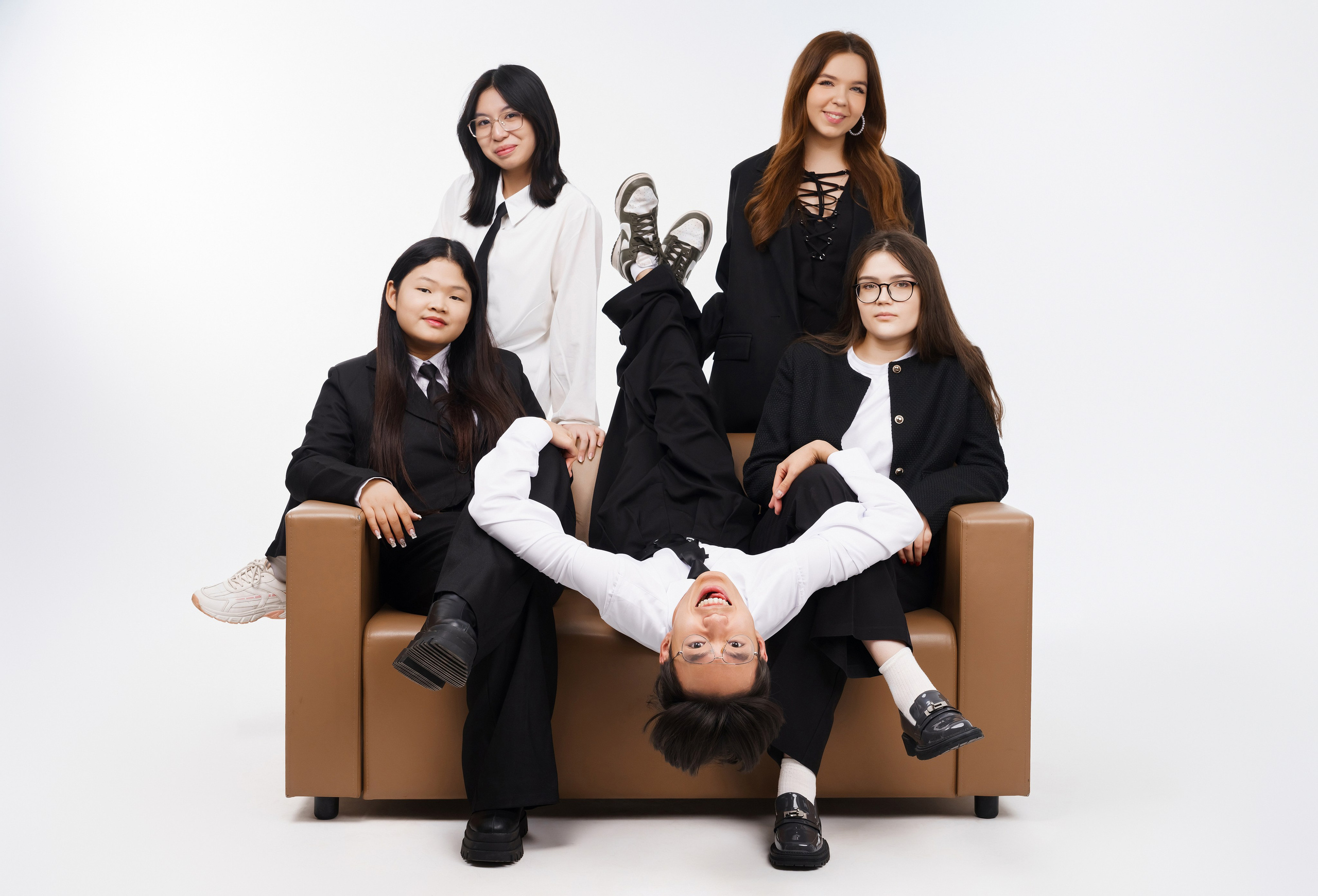 Выпускные альбомы и фотосессии в Кирове от Протасовой Жени