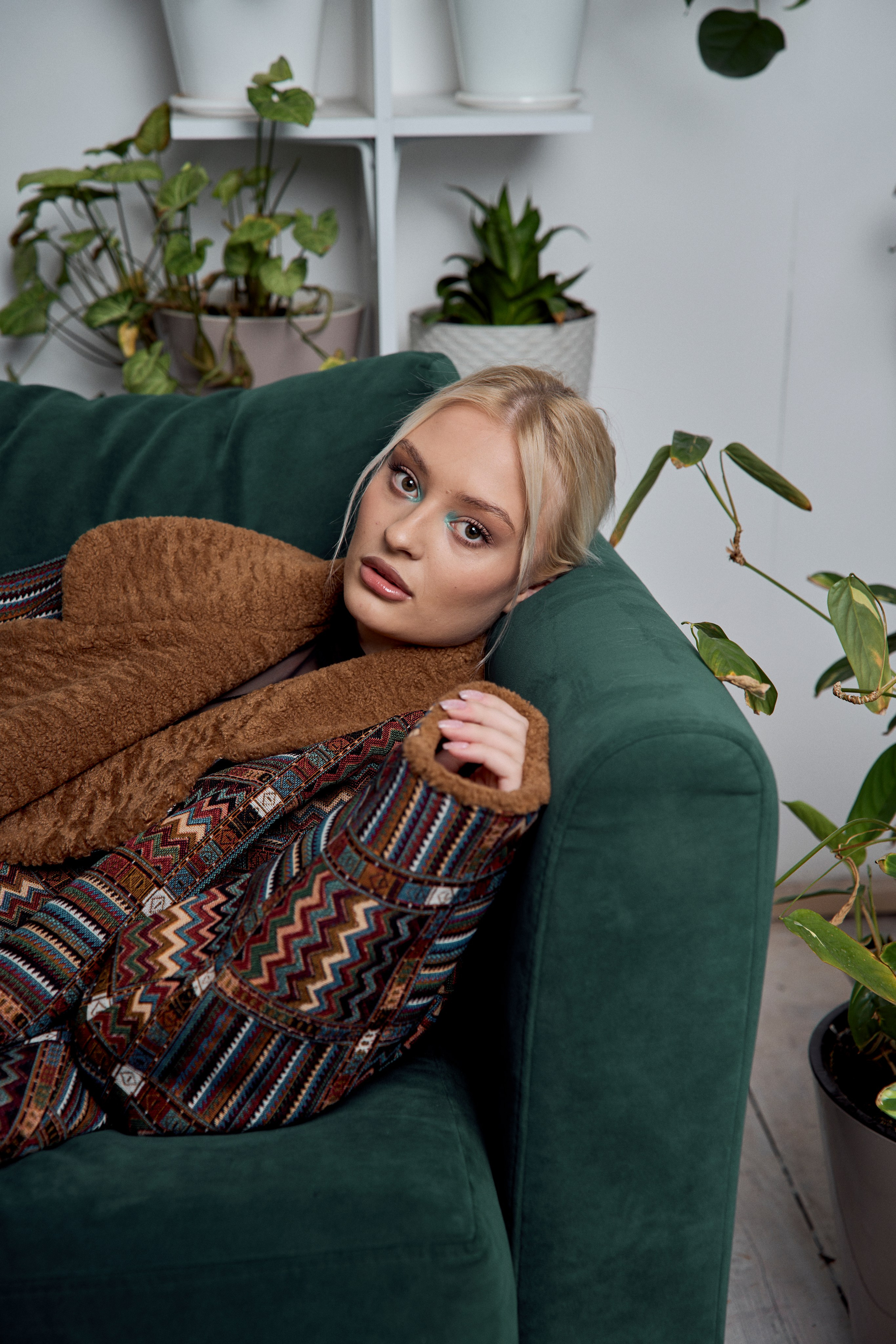 PROMEMORIES x 9:04 PM. Студийный фотограф в Екатеринбурге Бшари Заана