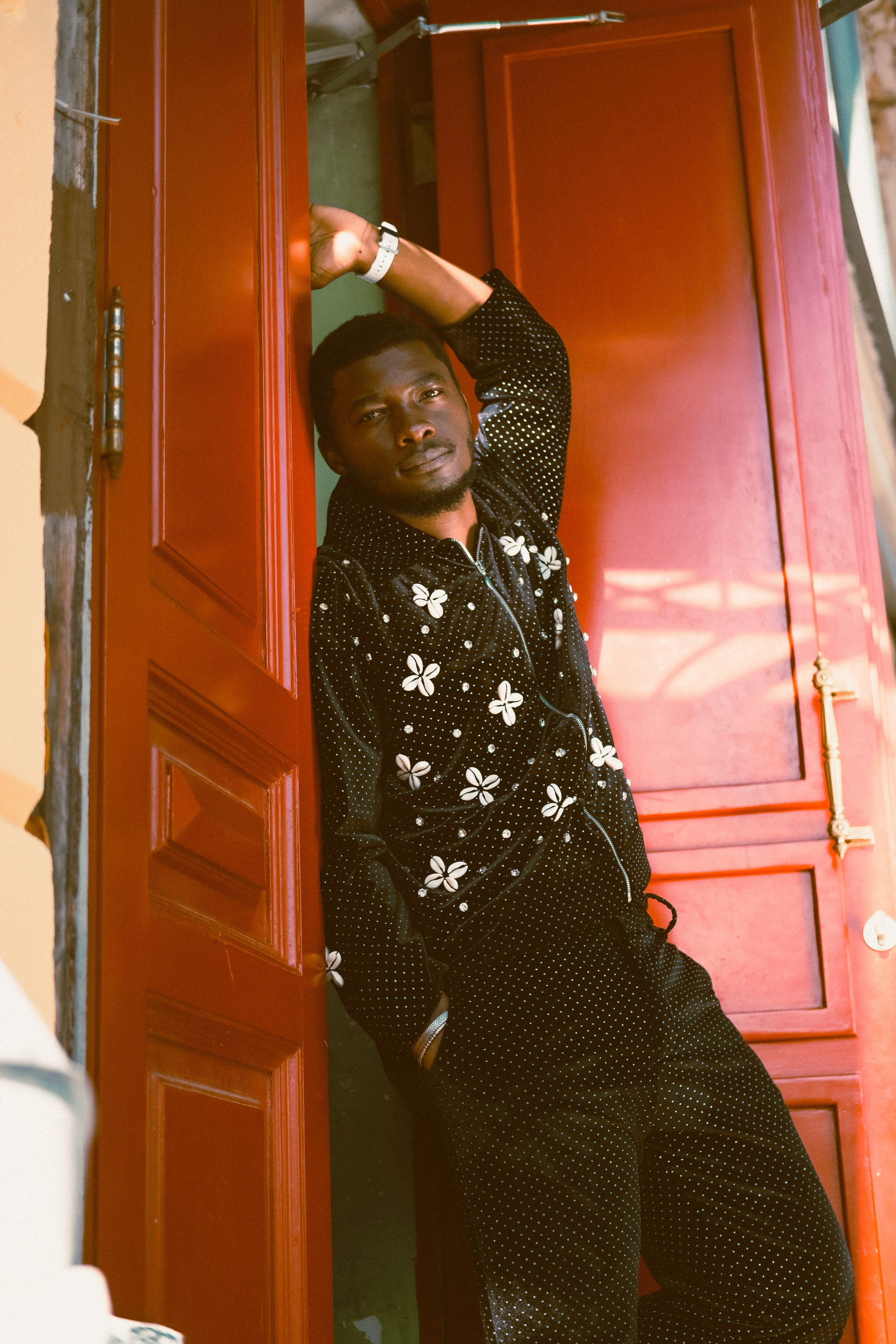 Бренд: YISA. Джейкоб Ийса. Стилистика: Lifestyle