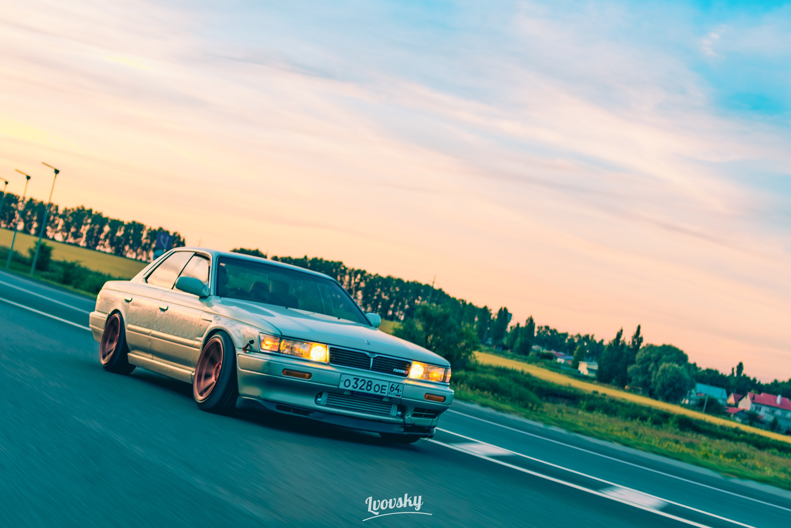 Supra X Laurel. Camera motor