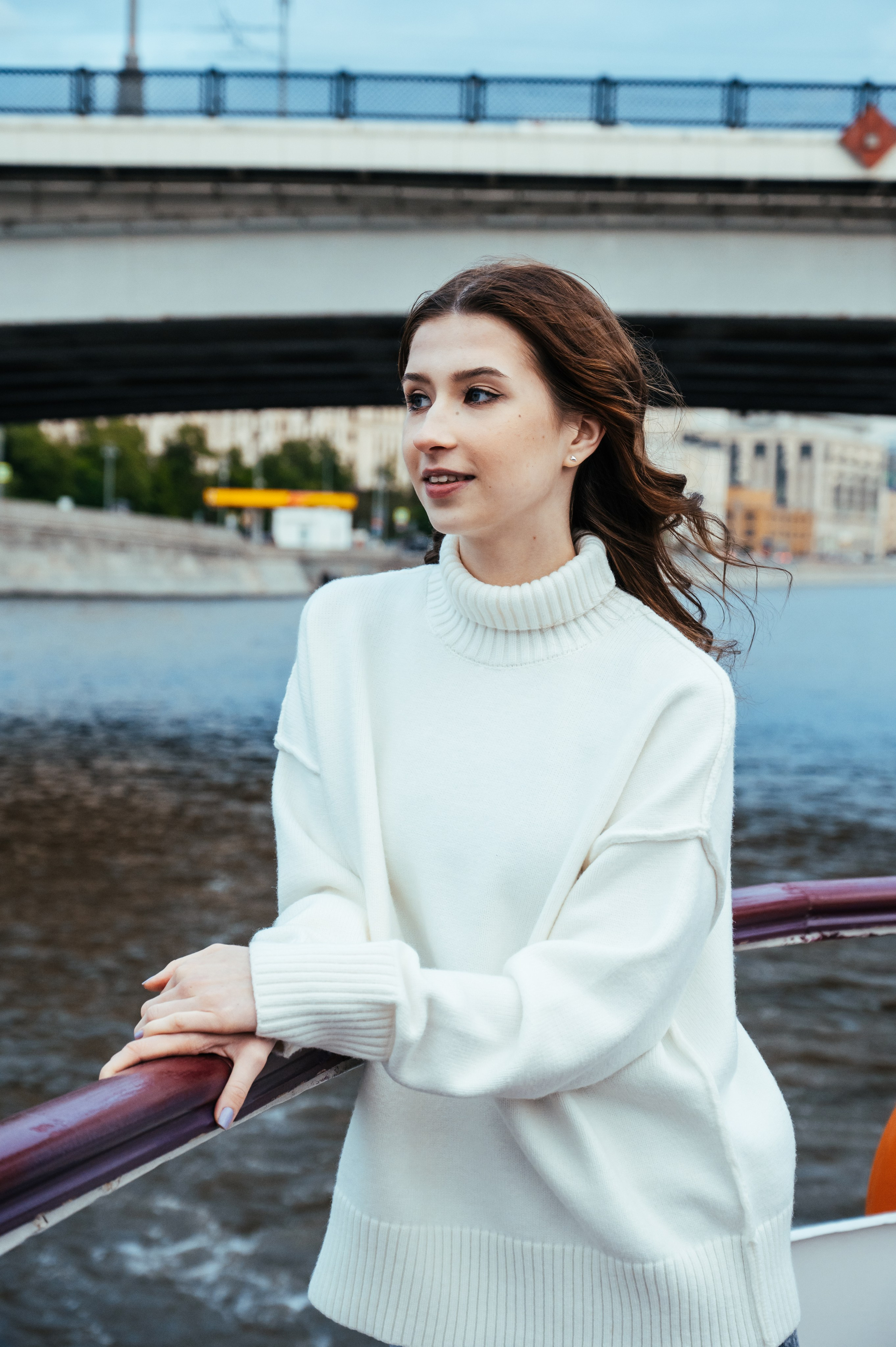 Последний звонок. Анастасия Петрович фотограф, фотокорреспондент в Москве и Санкт-Петербурге. Фотосъёмка репортажа, мероприятия, корпоративная съёмка, контент