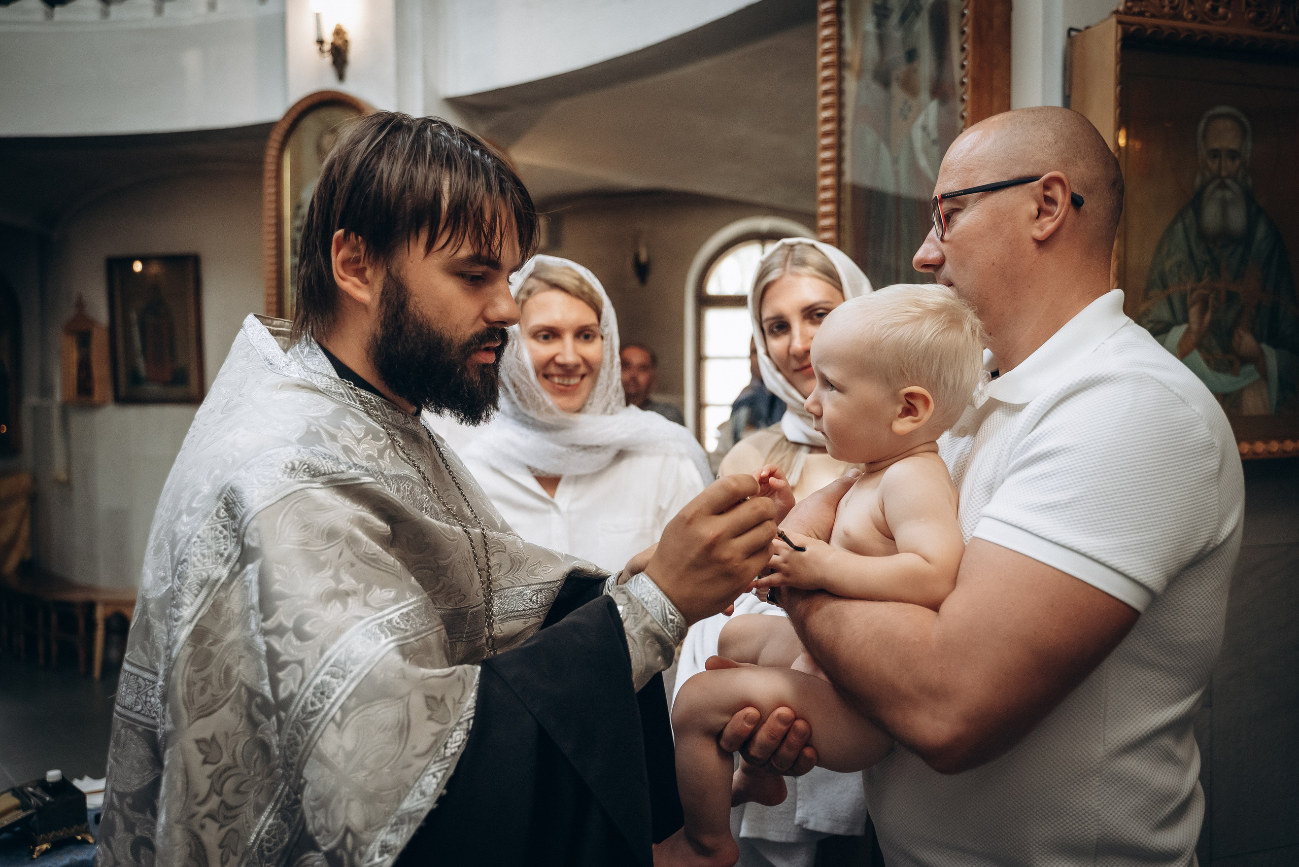 Крещение Демьяна. Семейный фотограф в Минске Дарья Дреко