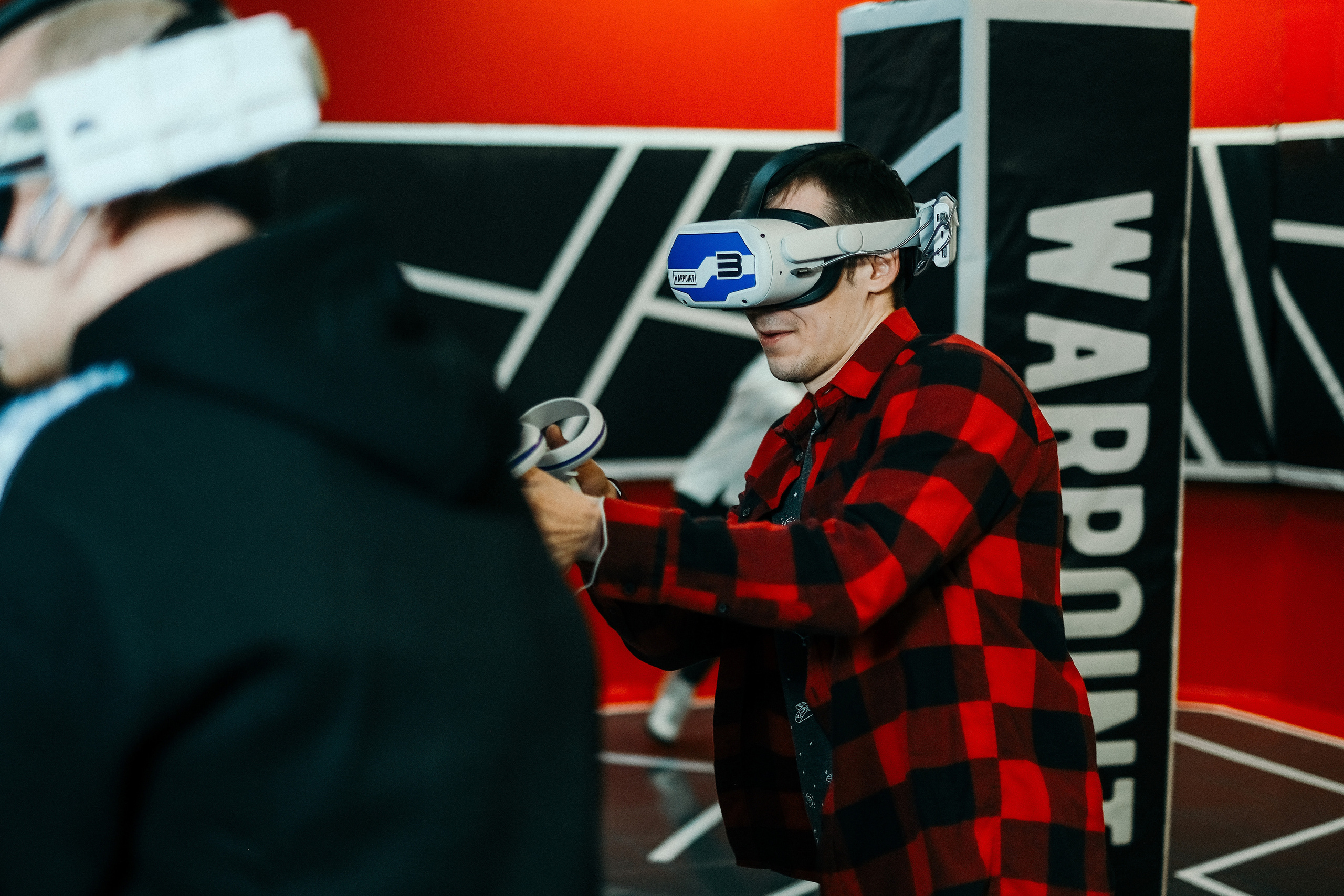 Открытие VR-клуба WARPOINT. Свадебный и репортажной фотограф Денис Ожигин в Краснодаре и Краснодарском крае