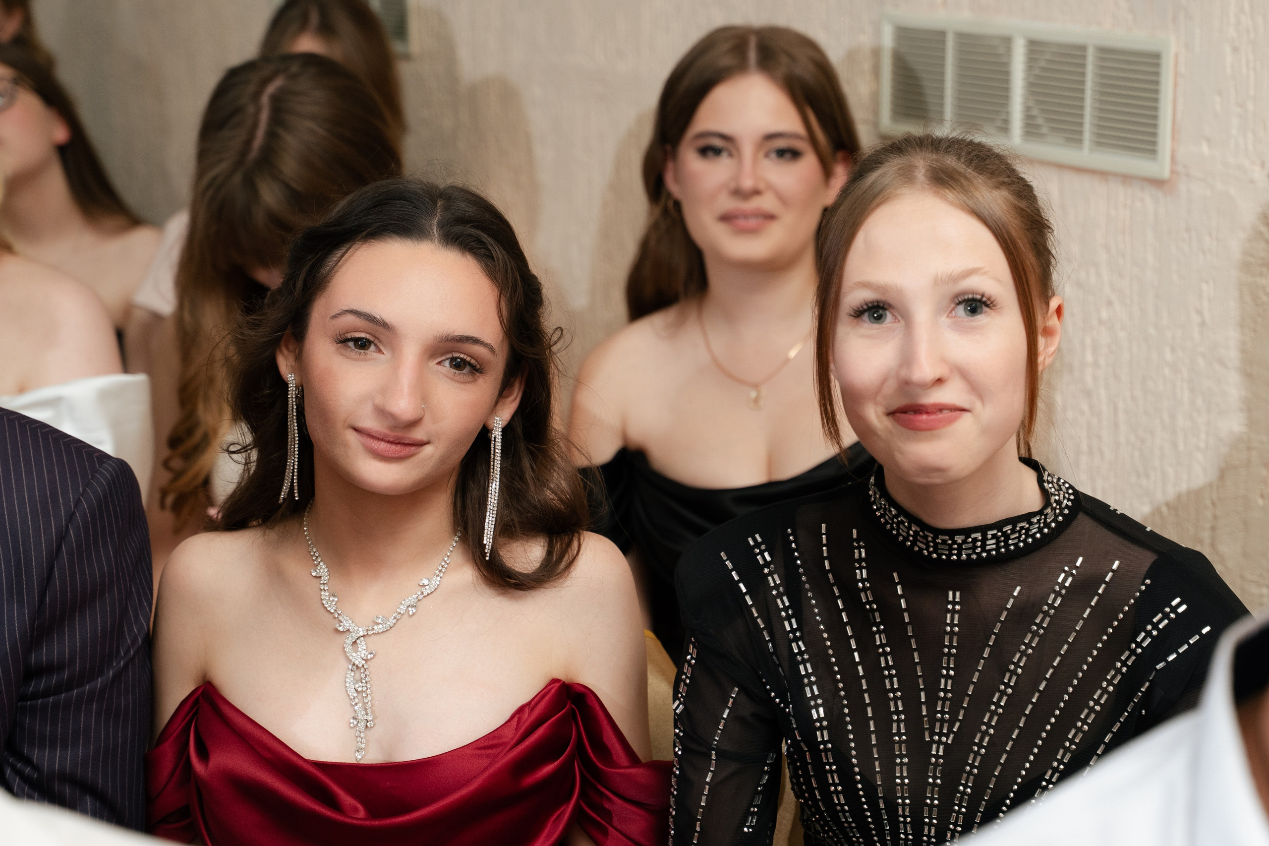 40 Школа 11 класс вручение аттестатов. Выпускные альбомы Натальи Бутко: Новороссийск, Анапа, Геленджик