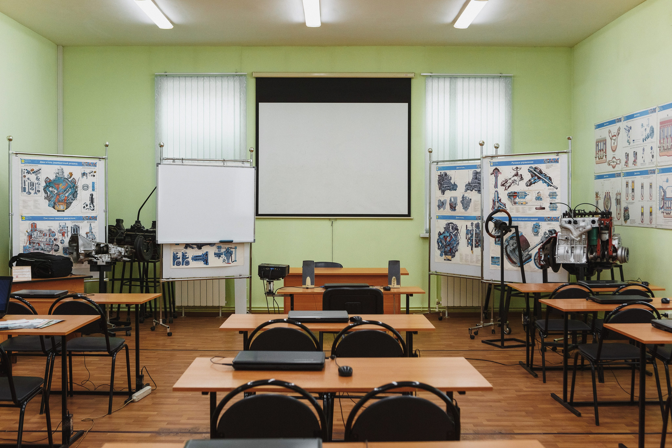 Дорога к Успешному Вождению с фото Автошколы 'Курьер' в Таганроге. Свадебный и семейный фотограф в Таганроге Бакарюк Антон