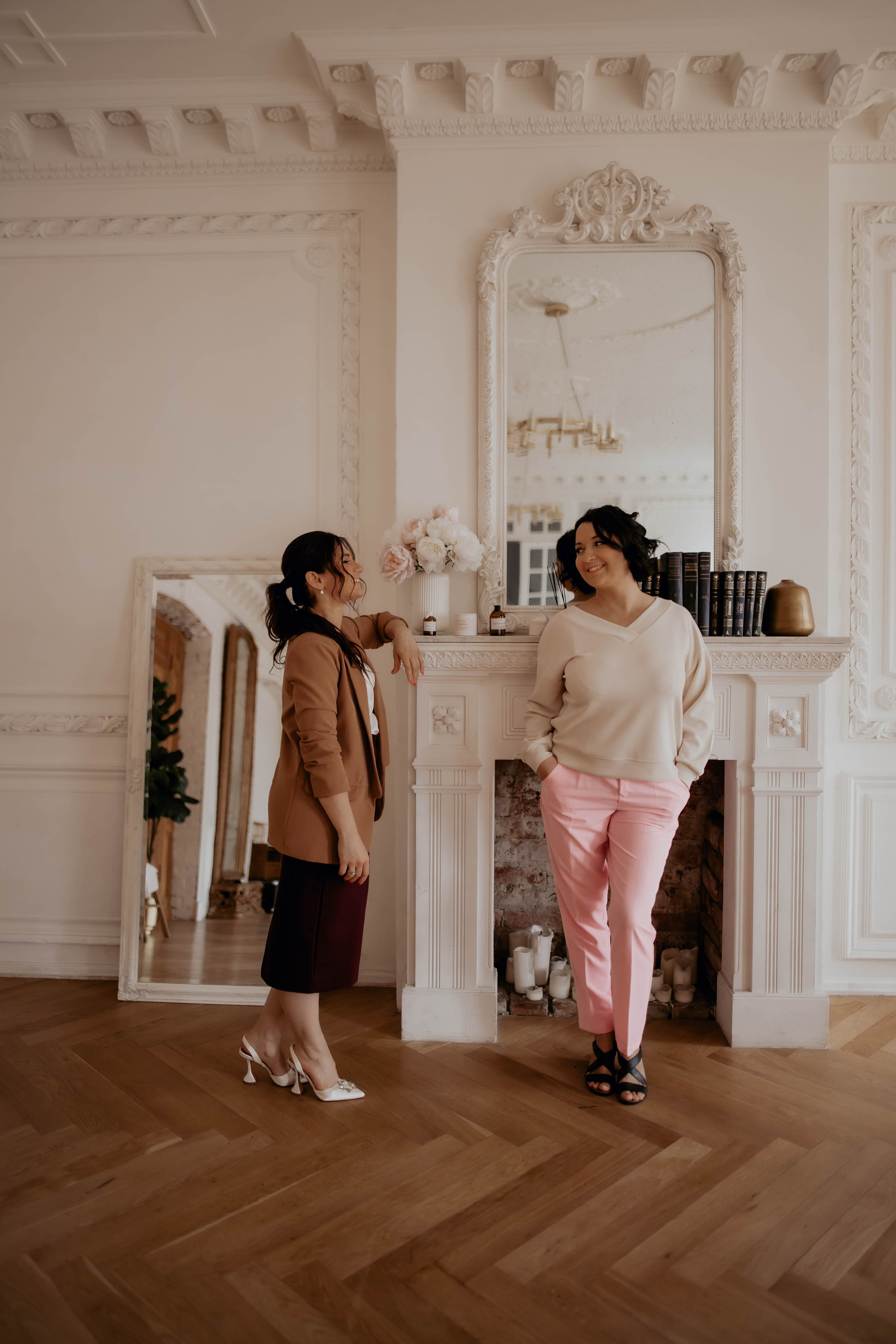 Ирина и Неля: бизнесвумен арома продукции. Фотограф Veronika Potaseva